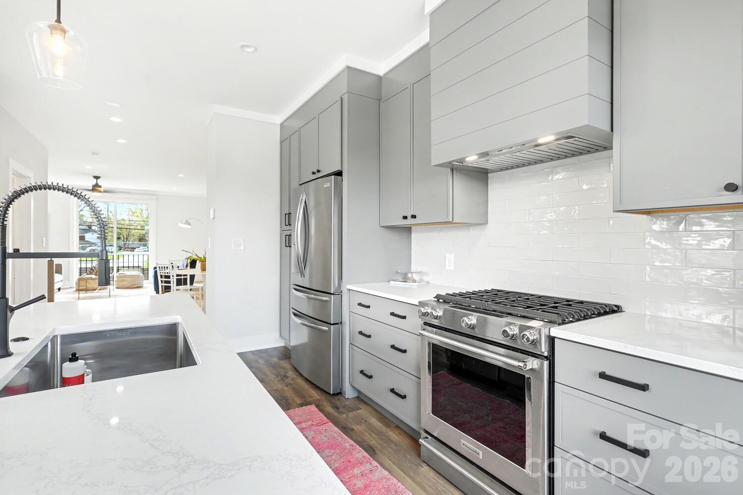 1302 E 10th Street — Charlotte