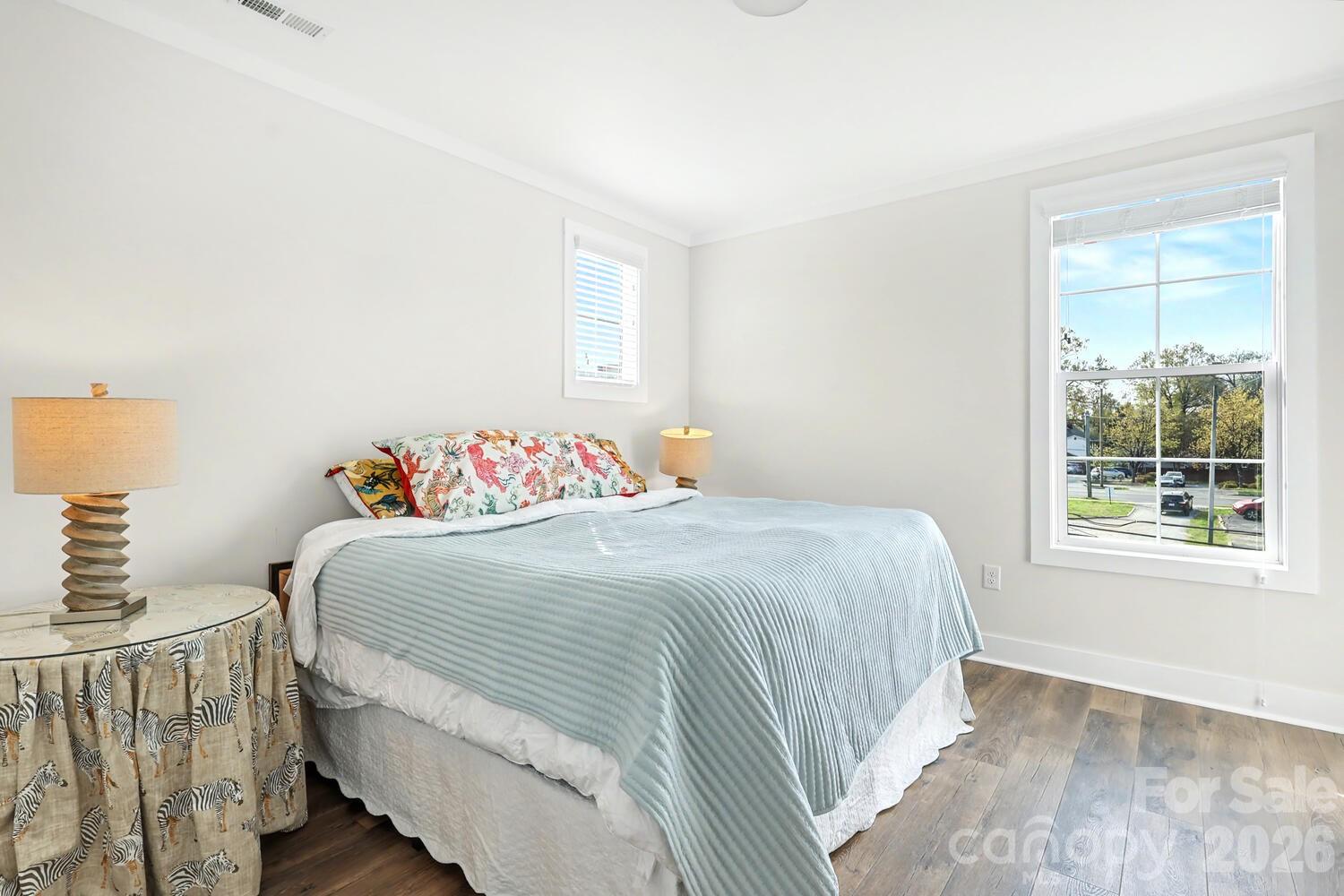 1302 E 10th Street — Charlotte