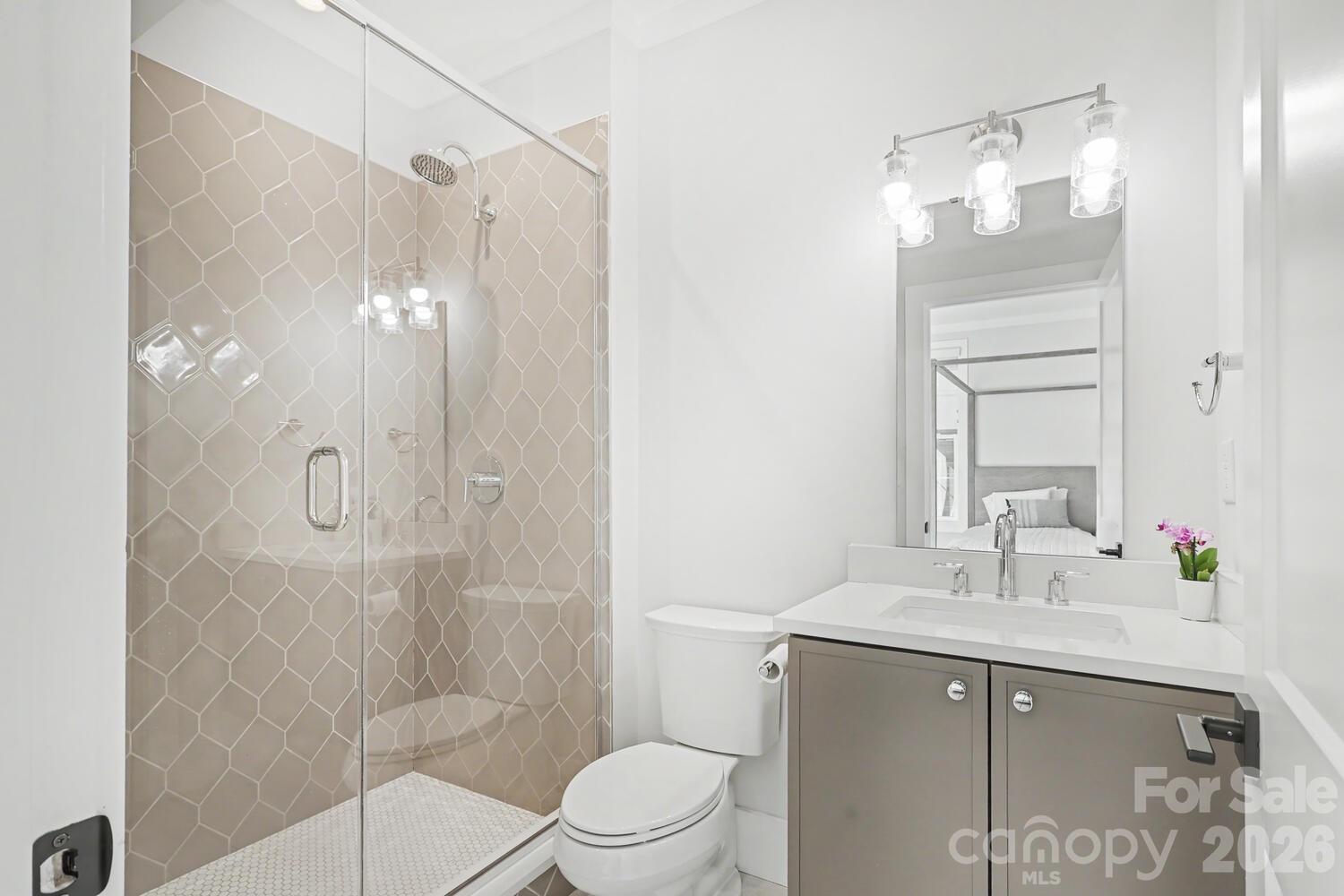 1302 E 10th Street — Charlotte