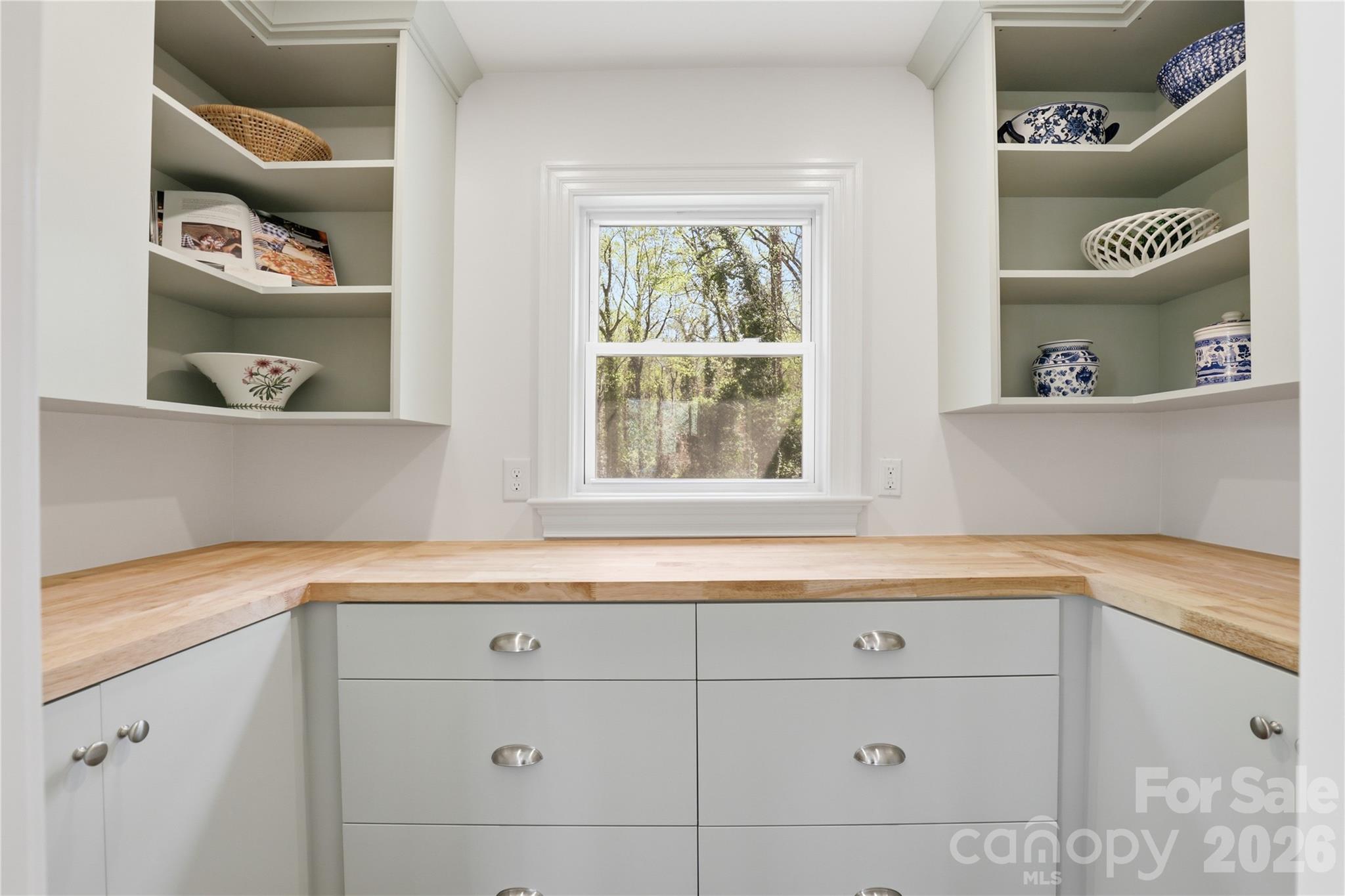 2732 Temple Lane — Charlotte