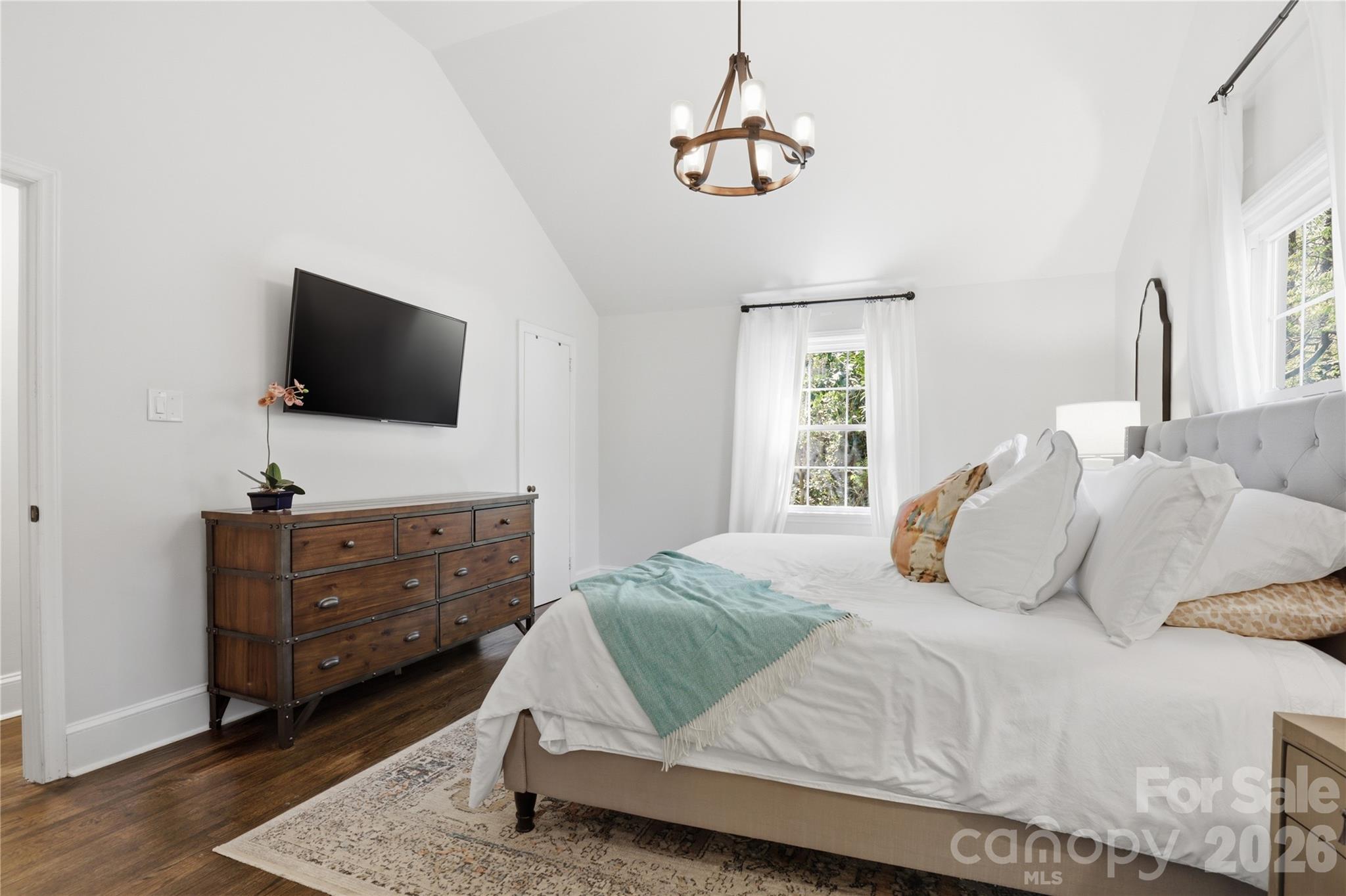 2732 Temple Lane — Charlotte