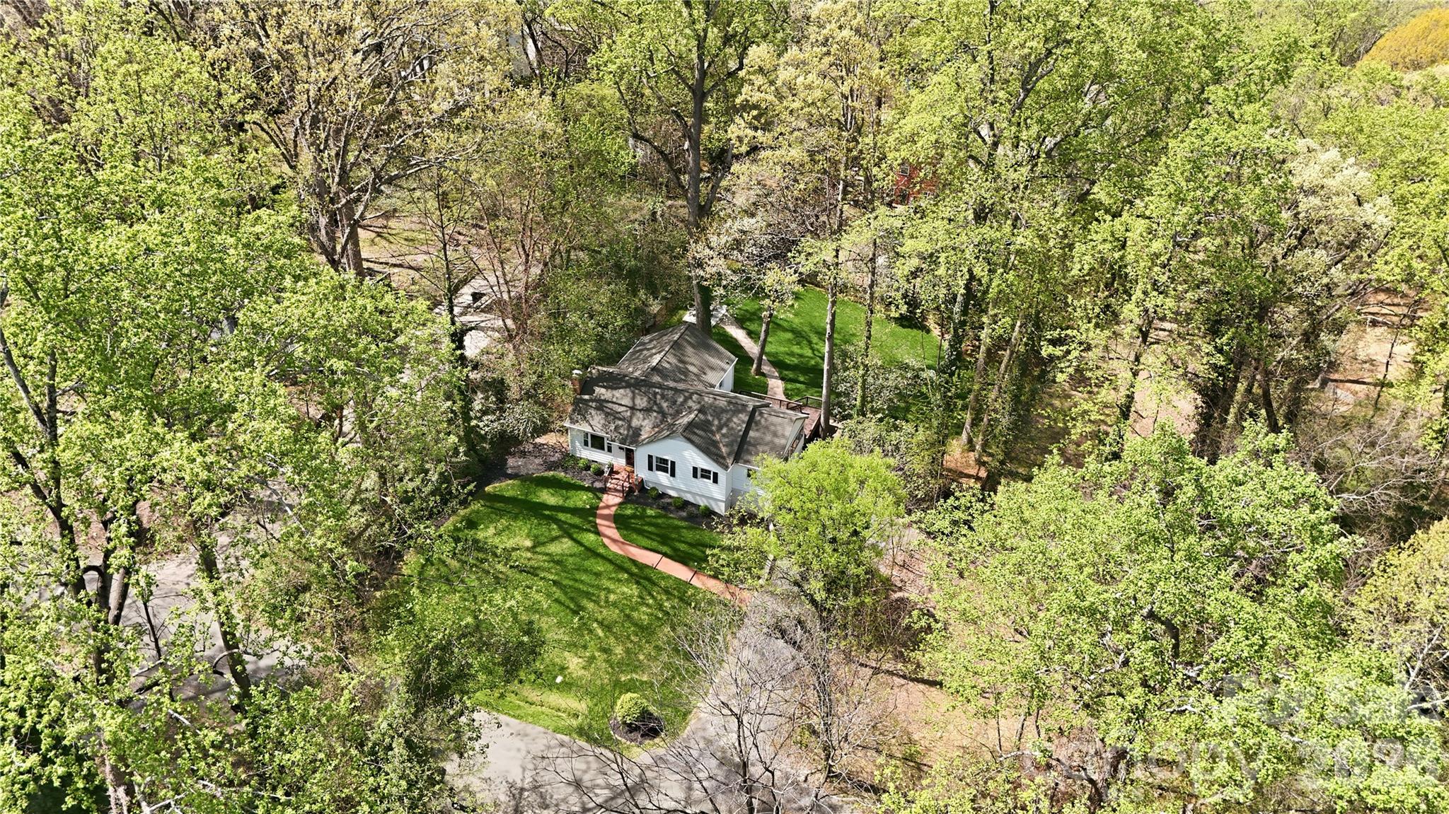 2732 Temple Lane — Charlotte