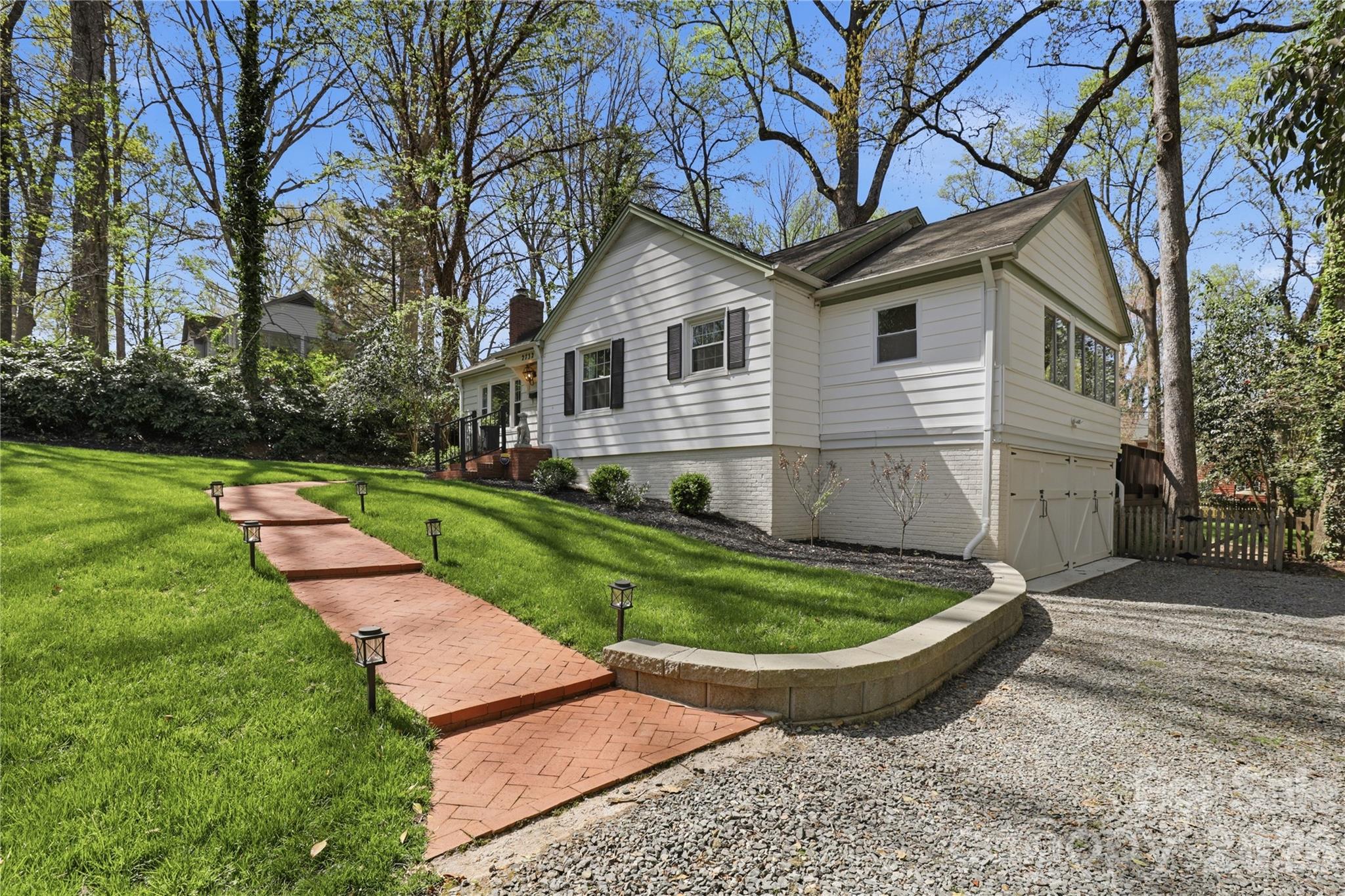 2732 Temple Lane — Charlotte