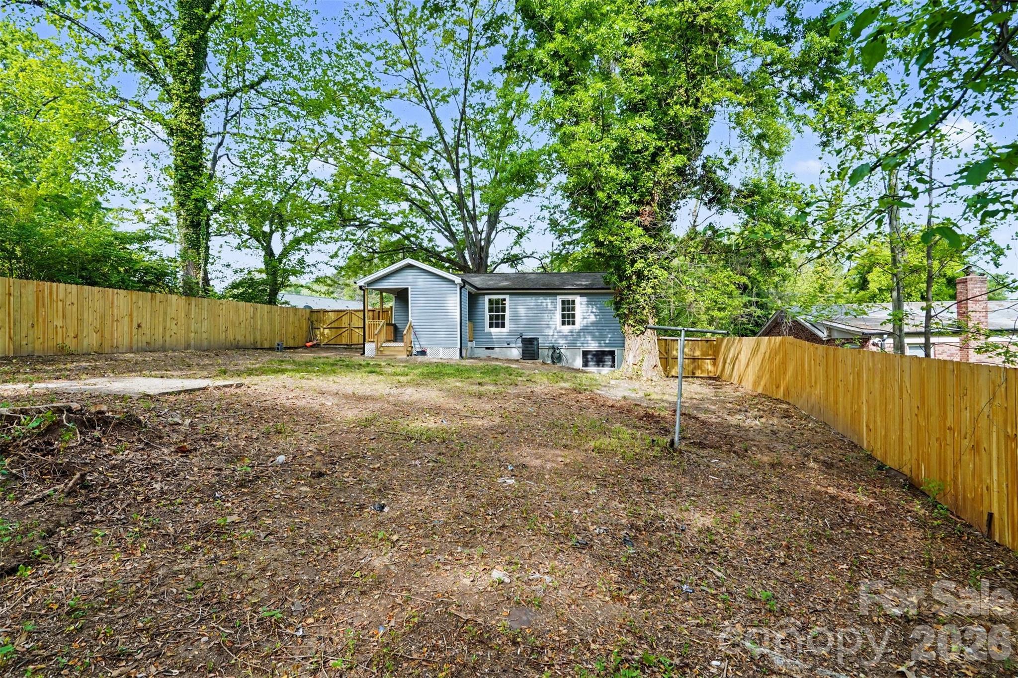 722 S Weldon Street — Gastonia