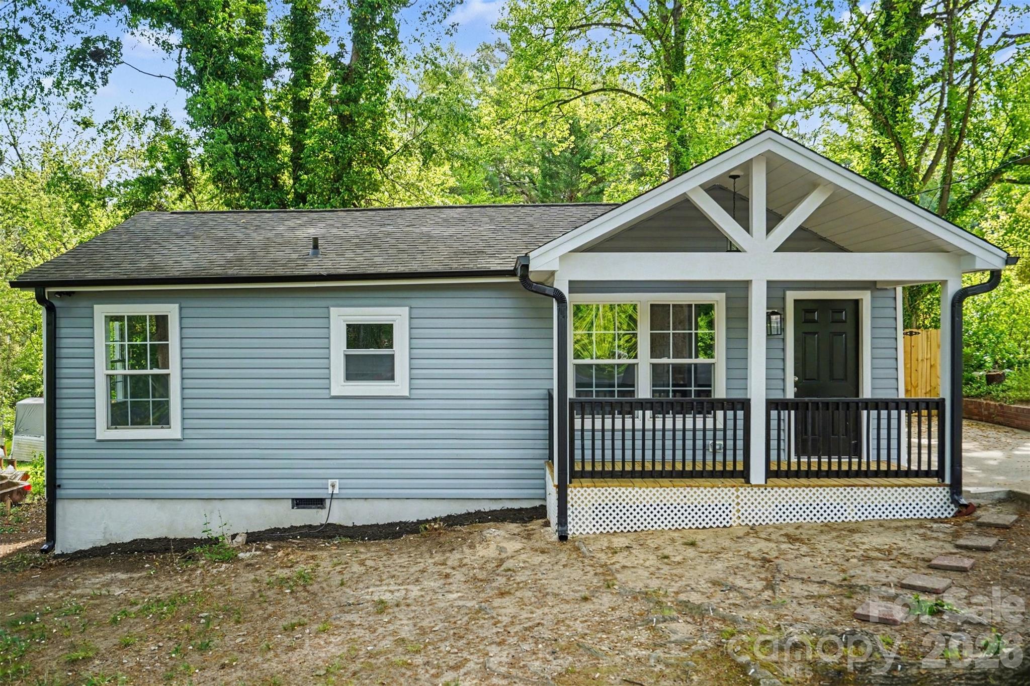 722 S Weldon Street — Gastonia