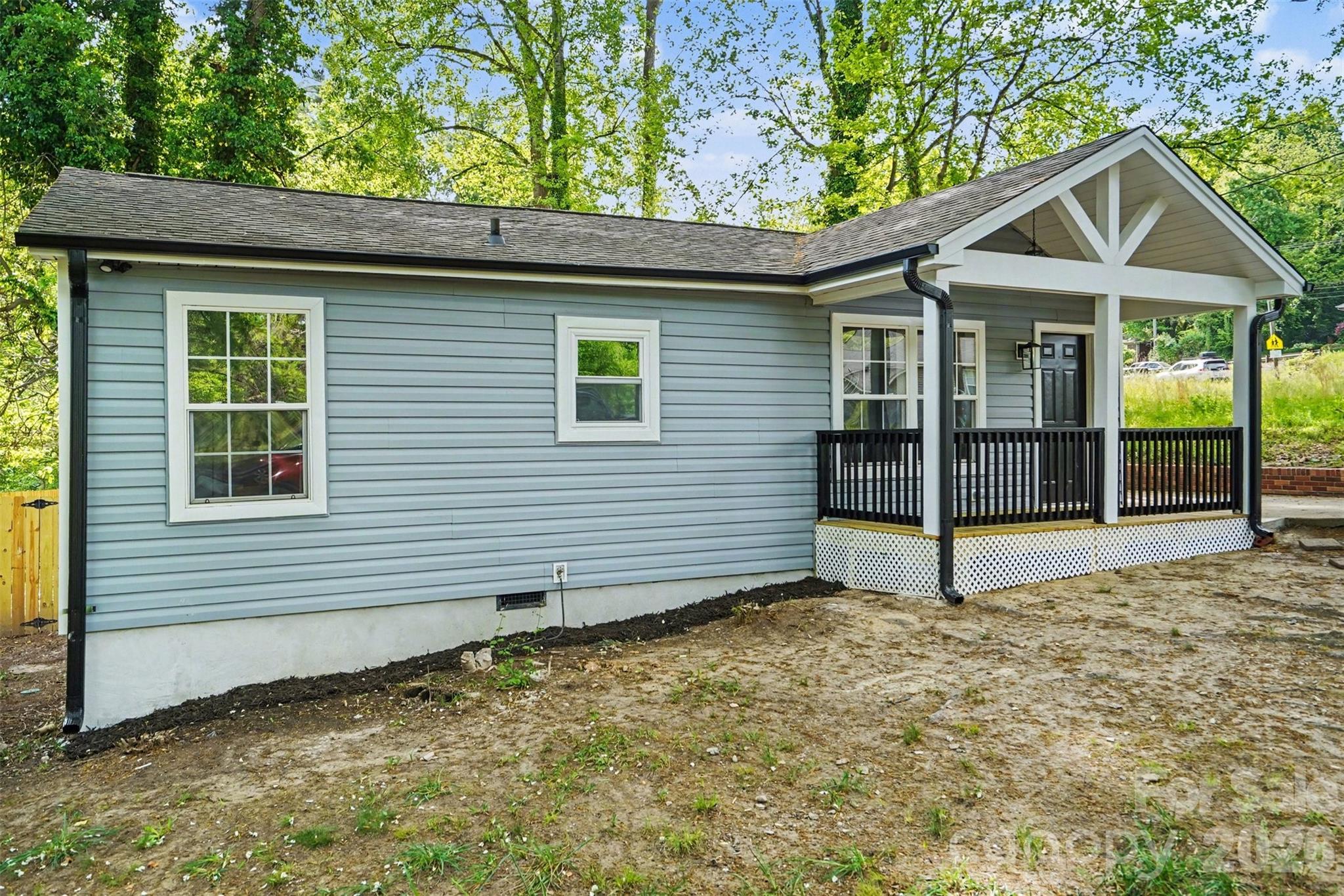 722 S Weldon Street — Gastonia