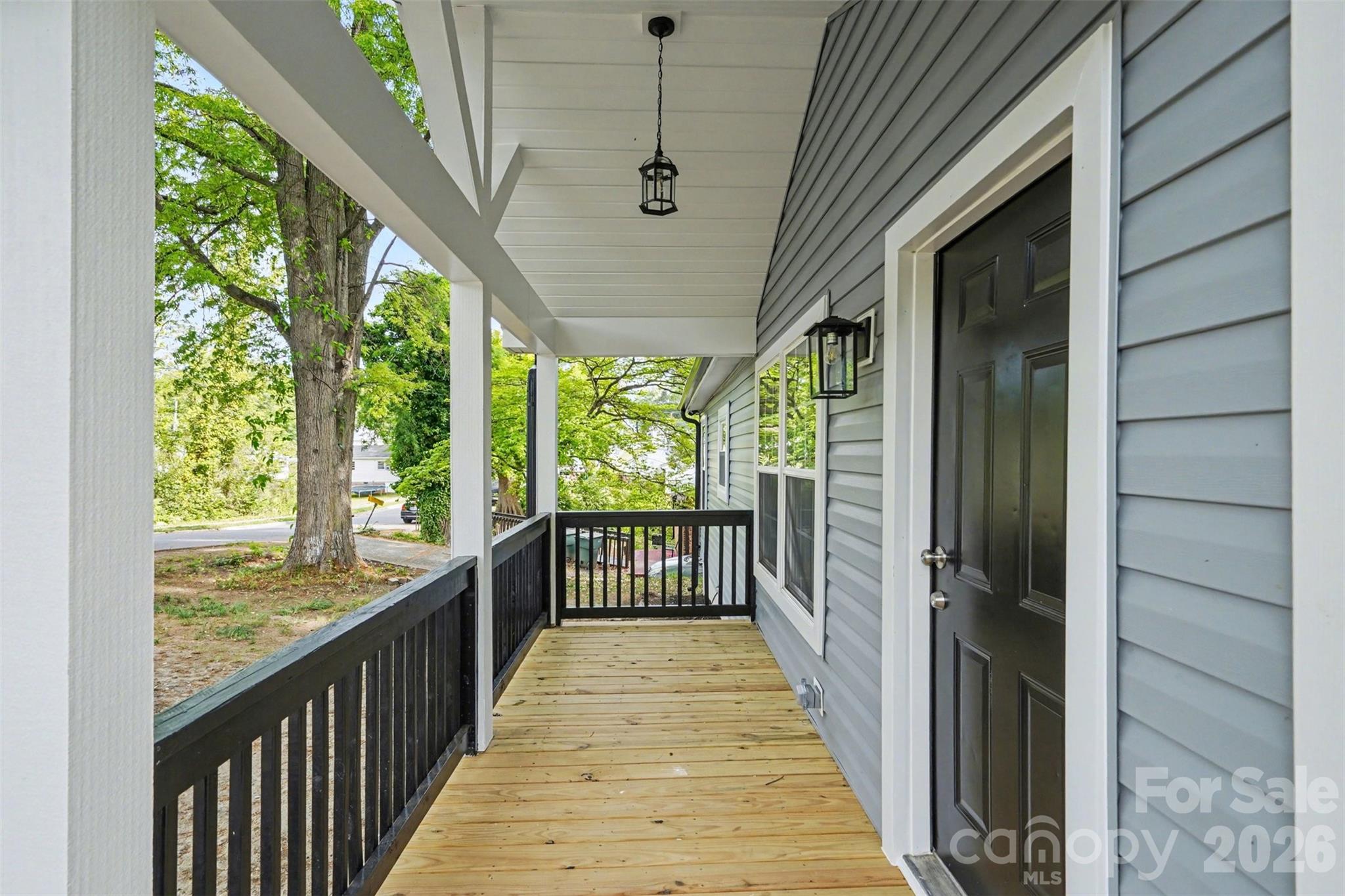 722 S Weldon Street — Gastonia