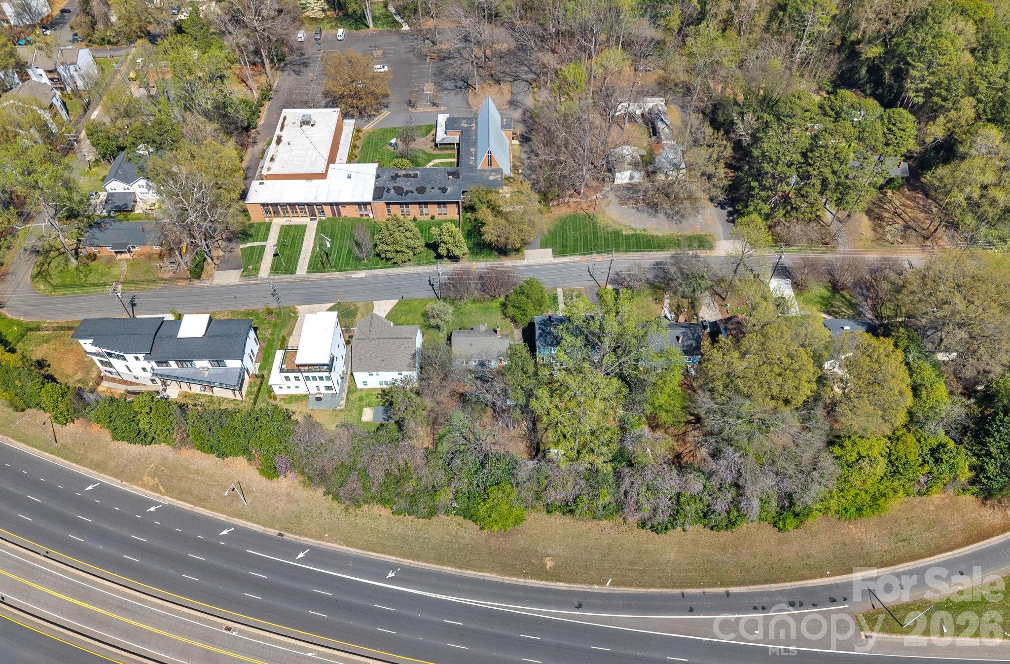 2818 Shenandoah Avenue — Charlotte