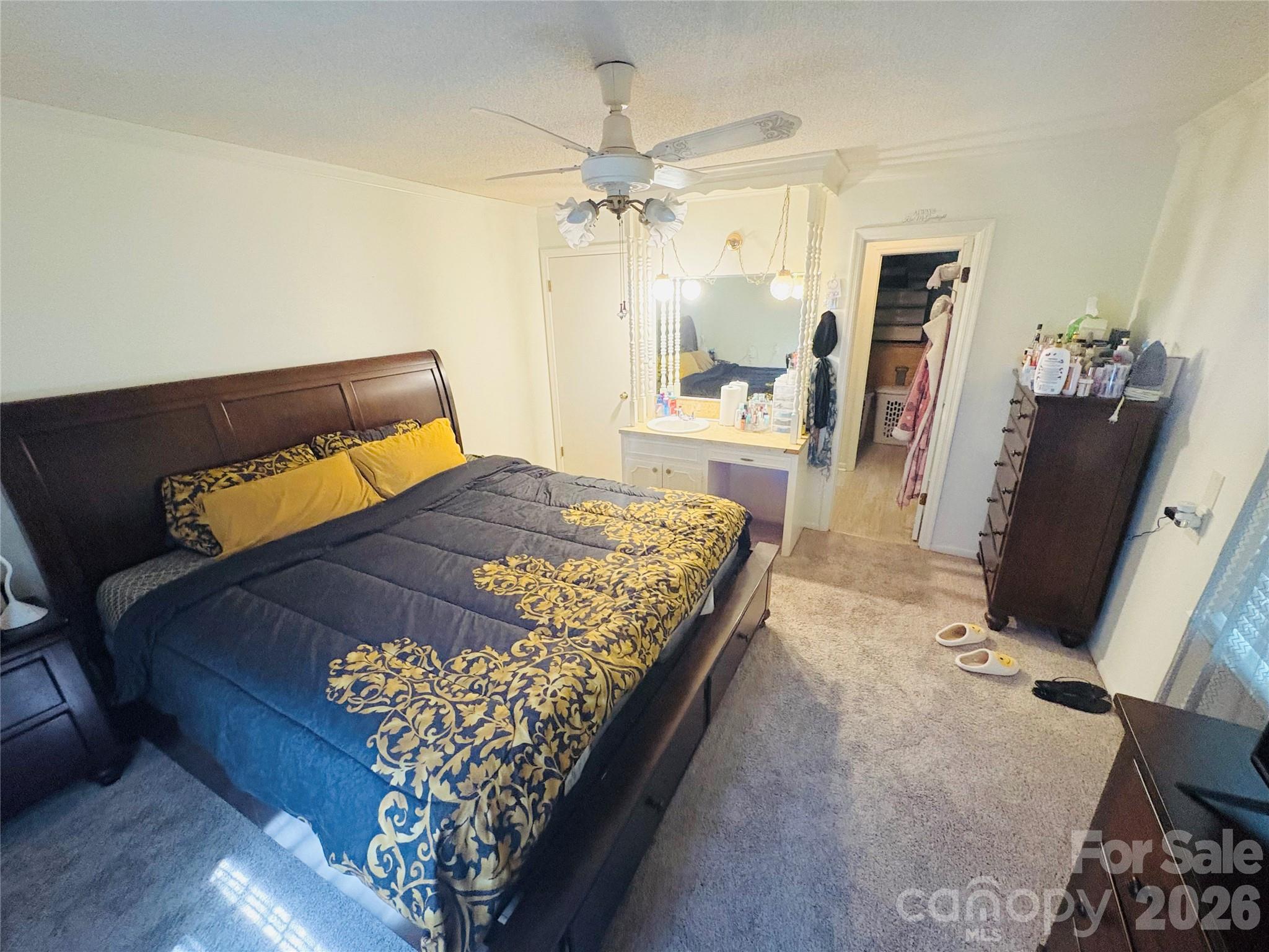 1481 Grace Avenue — Lancaster