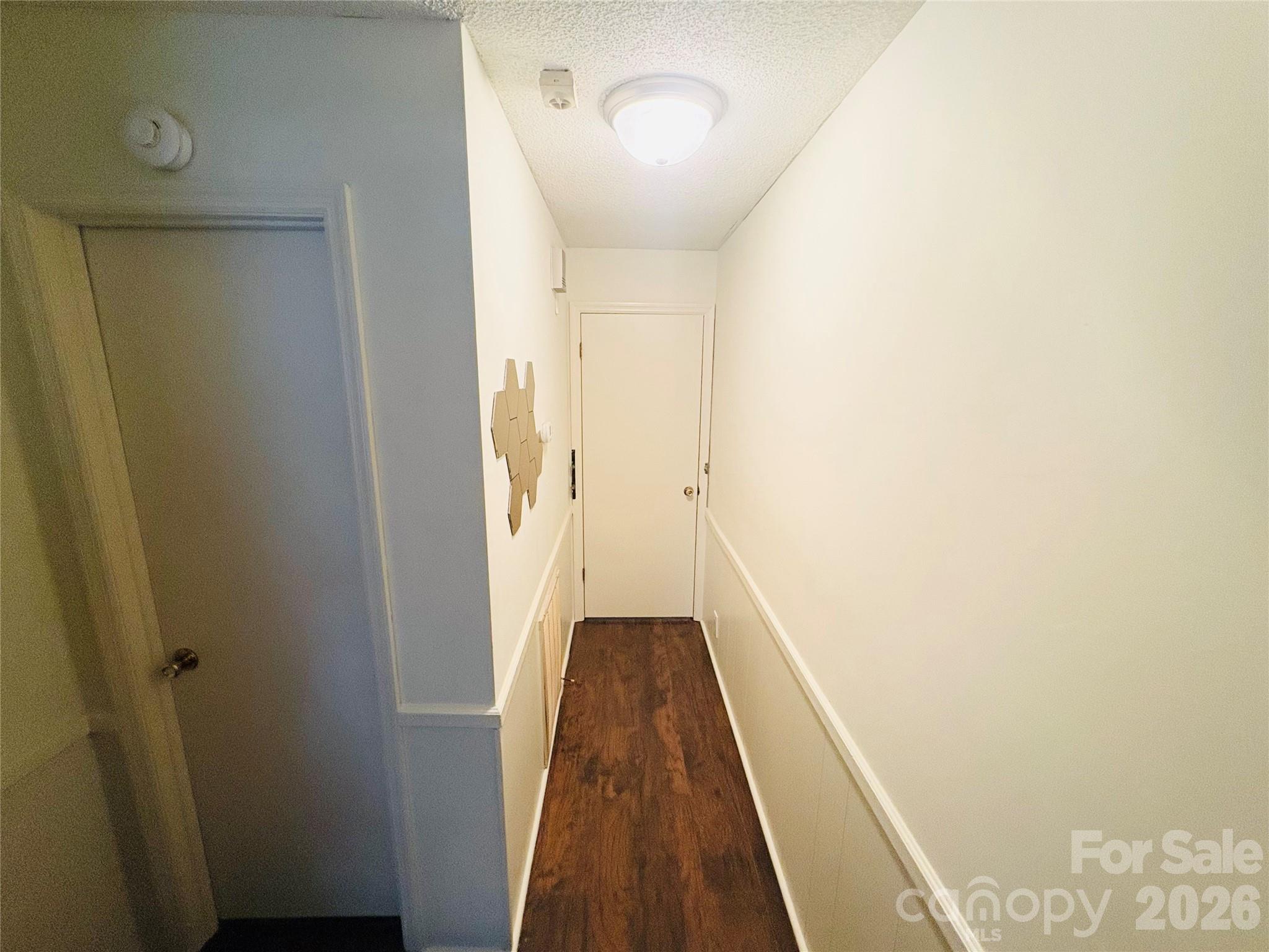 1481 Grace Avenue — Lancaster