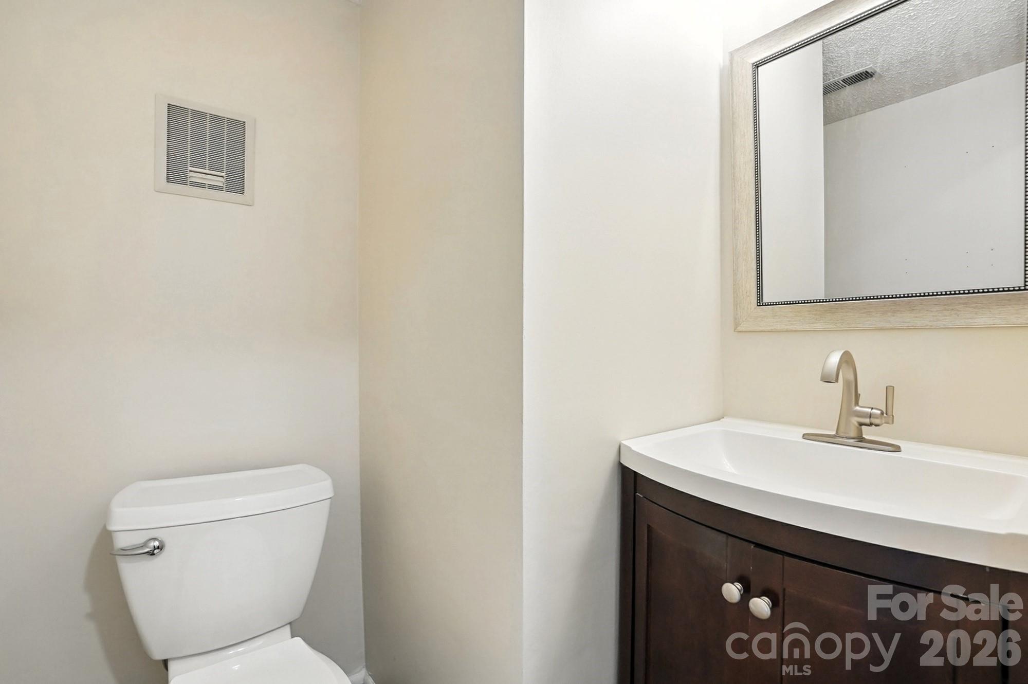 1101 Surry Lane — Gastonia