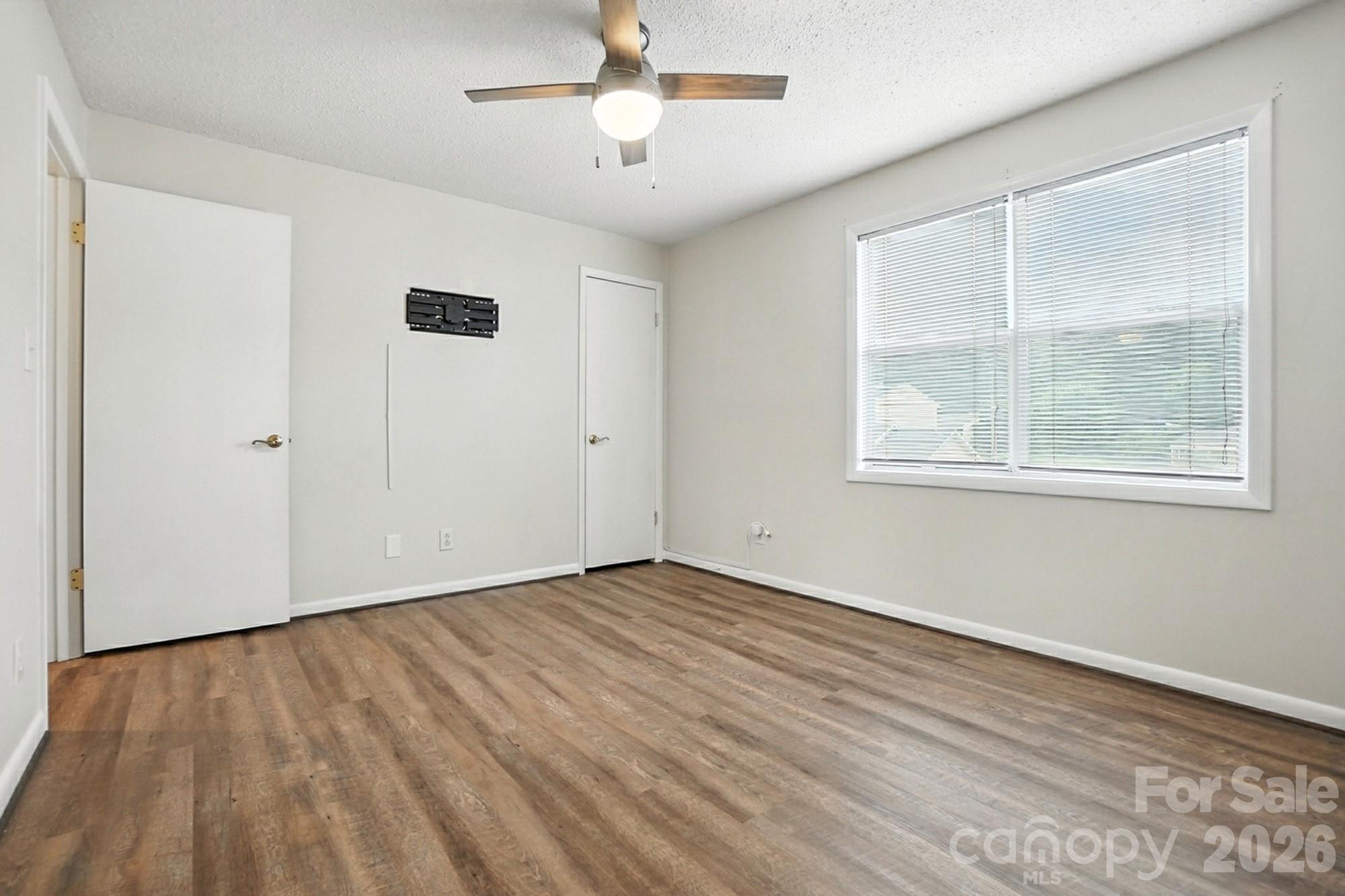 1101 Surry Lane — Gastonia