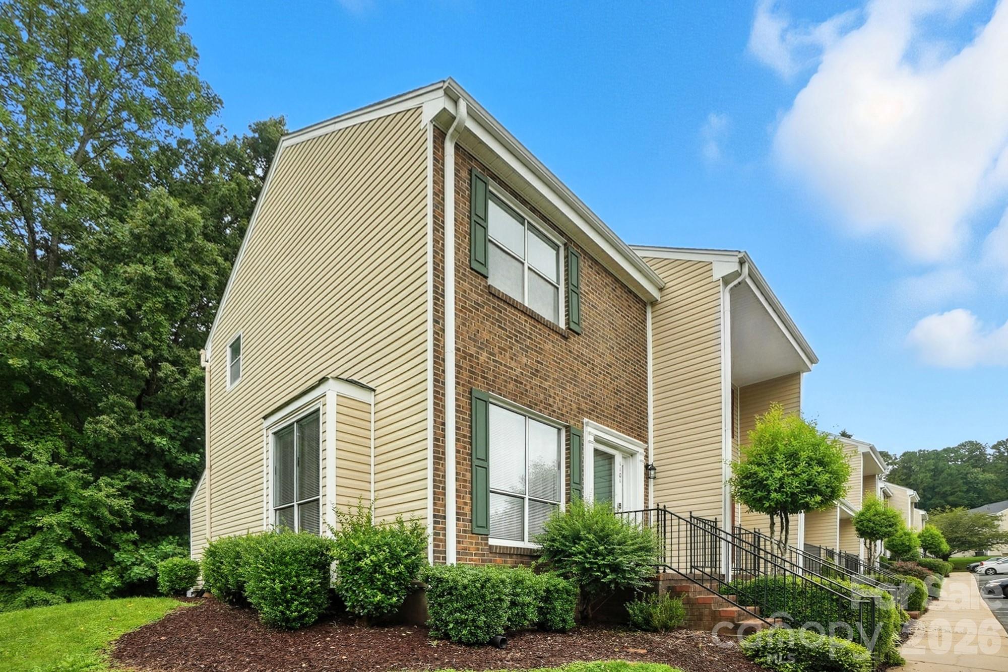 1101 Surry Lane — Gastonia