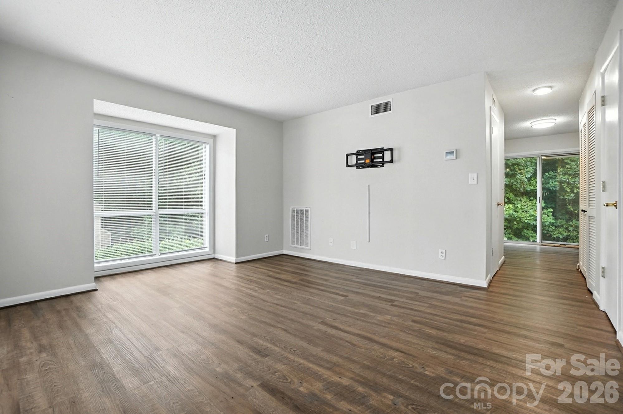1101 Surry Lane — Gastonia