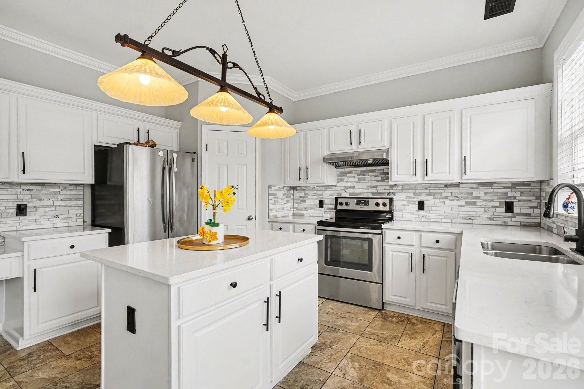 8727 Fieldcroft Drive — Charlotte