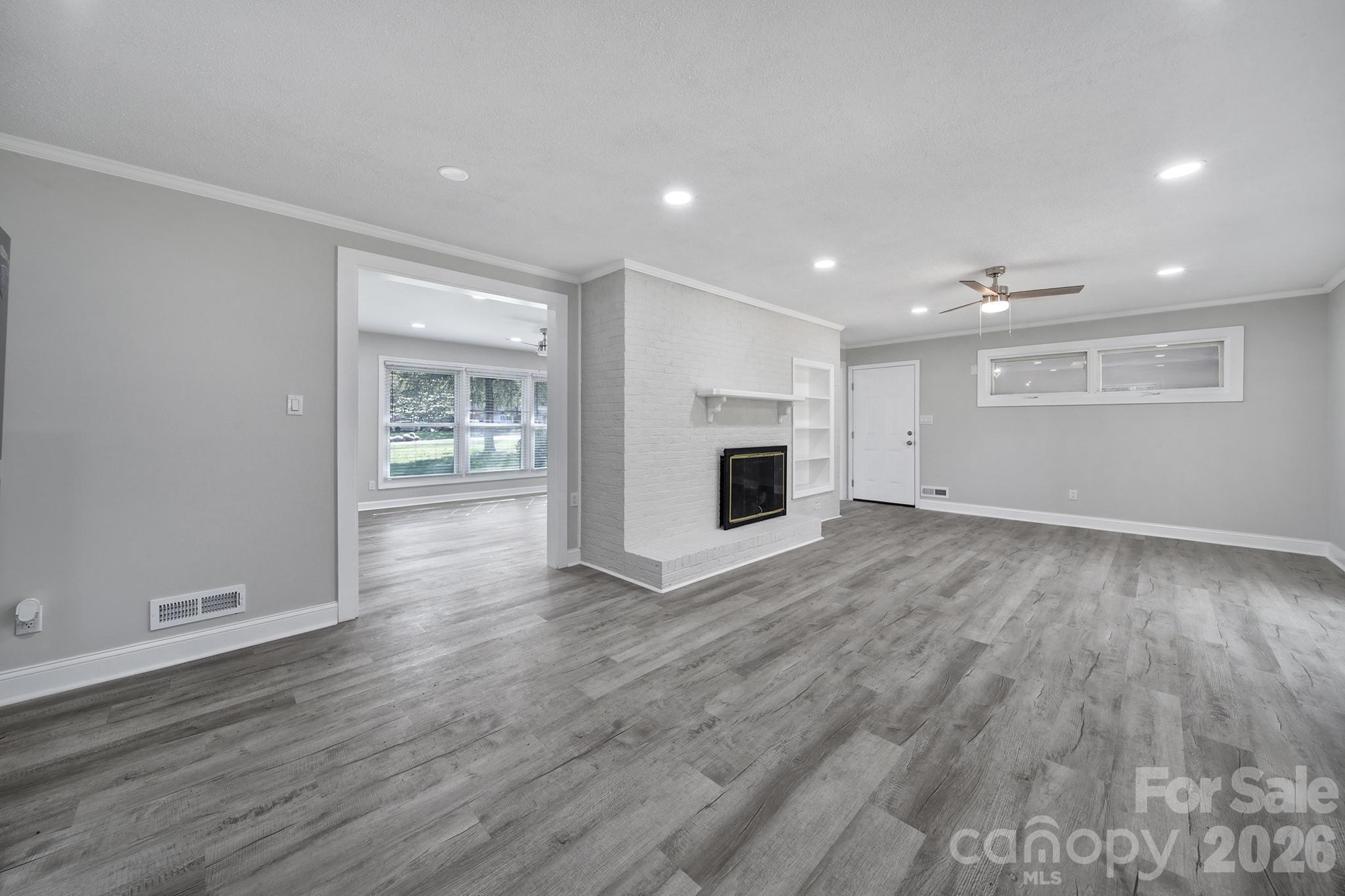 519 Amon Lane — Pineville