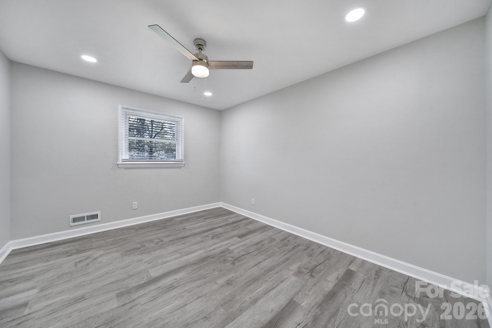 519 Amon Lane — Pineville