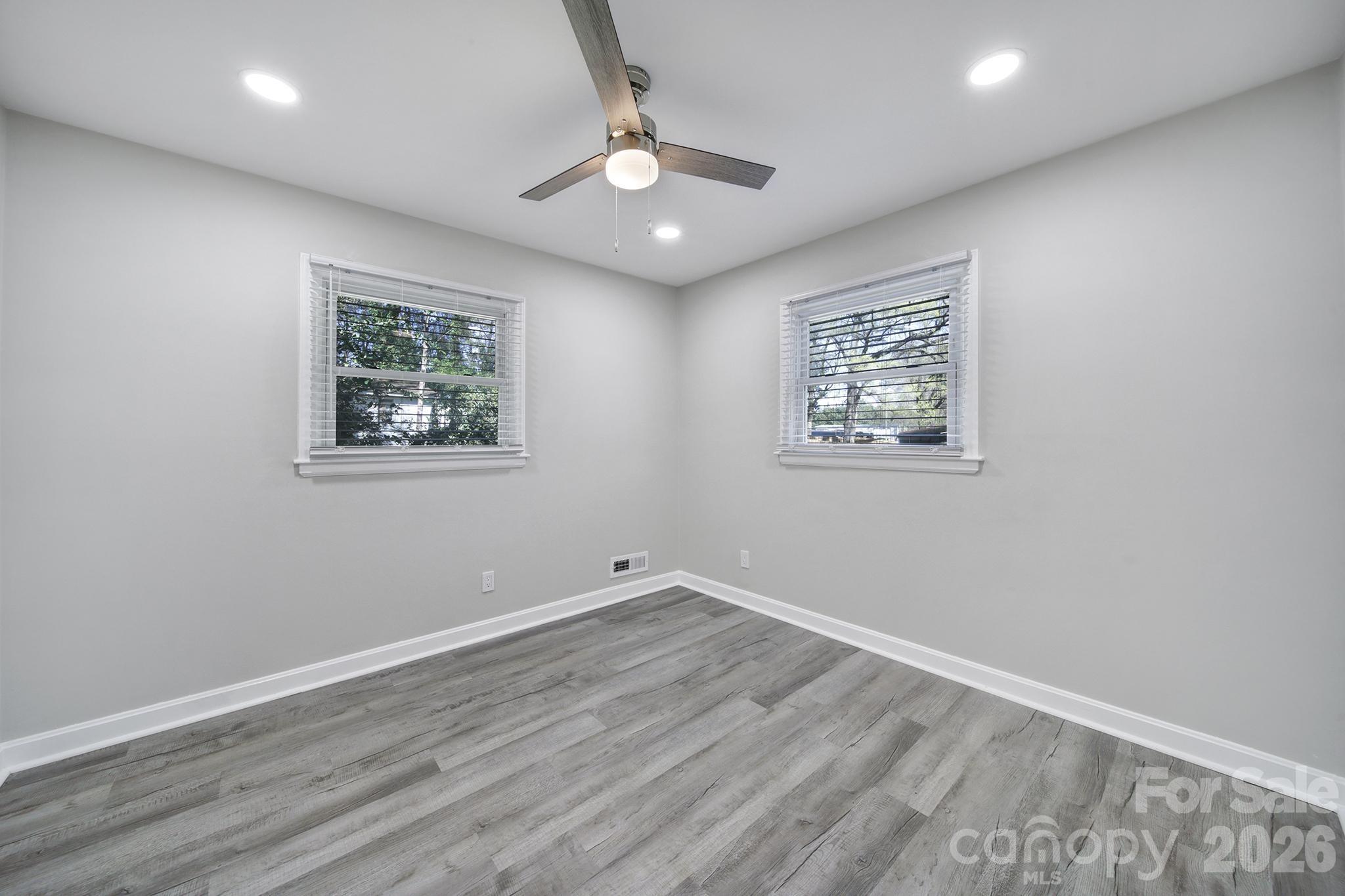 519 Amon Lane — Pineville