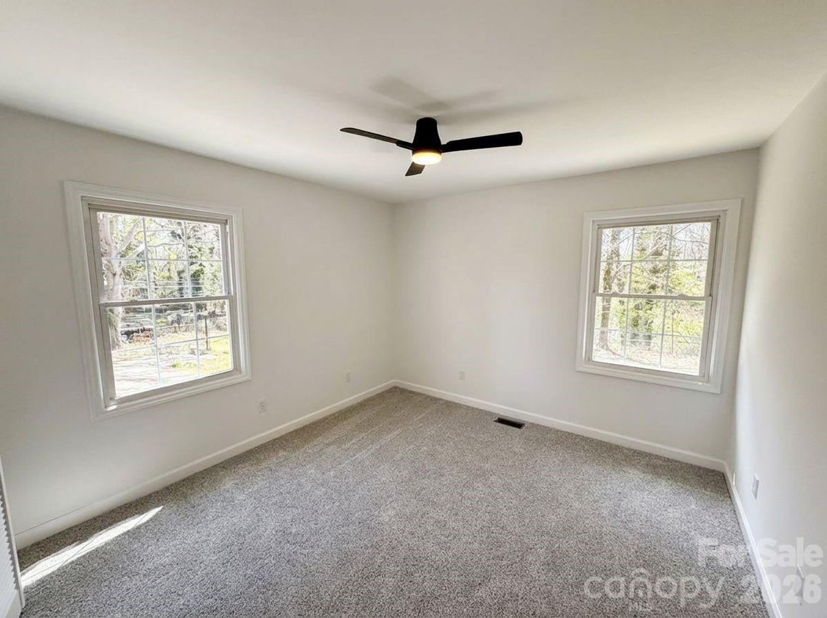 1423 Chelveston Drive — Charlotte