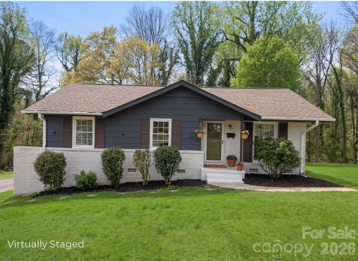 1423 Chelveston Drive — Charlotte