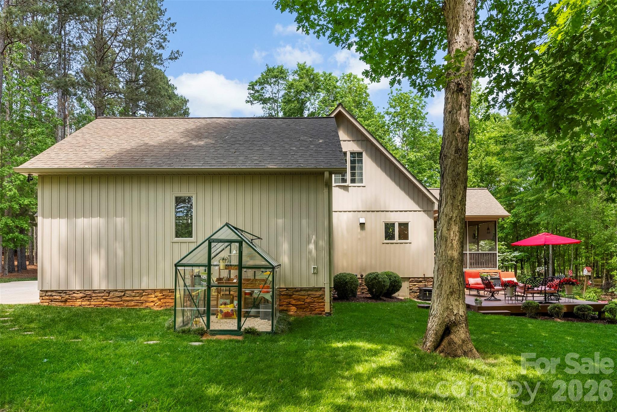 6599 Majestic Pine Drive — Vale