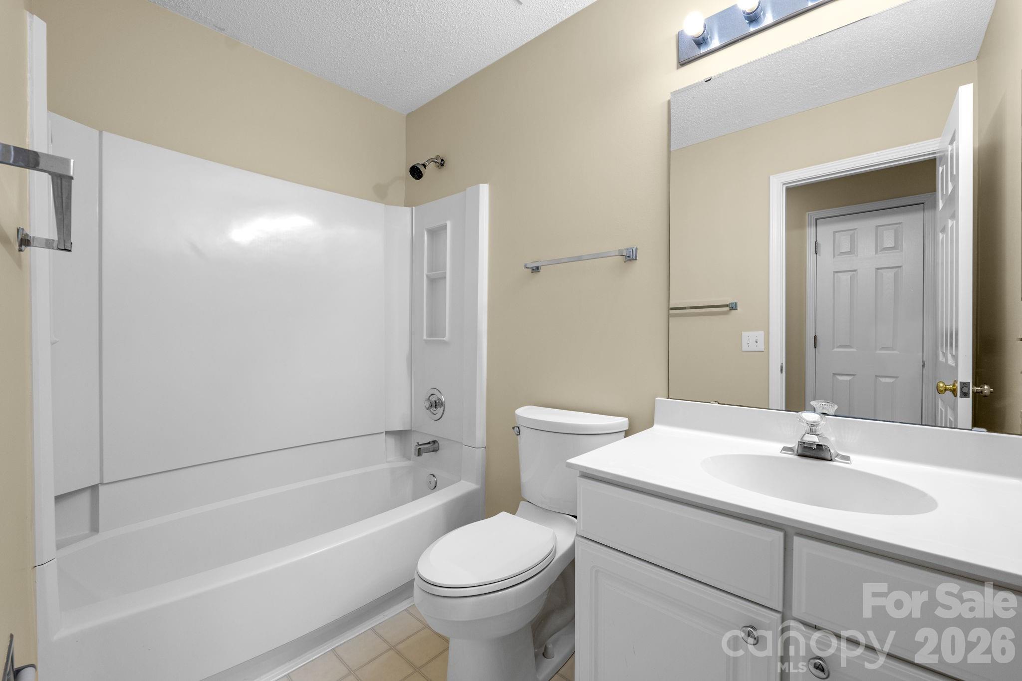 8501 Tonawanda Drive — Charlotte