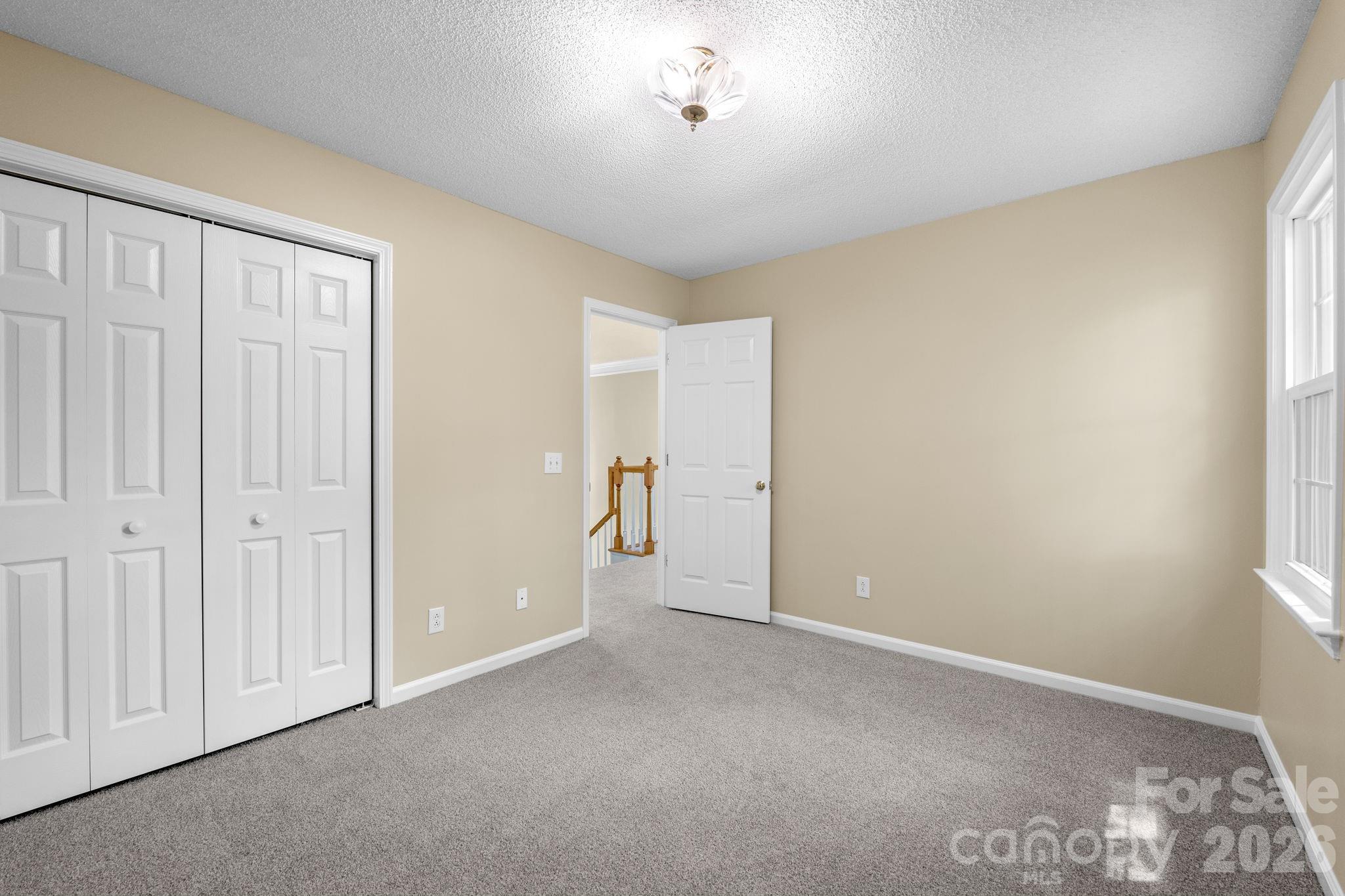8501 Tonawanda Drive — Charlotte