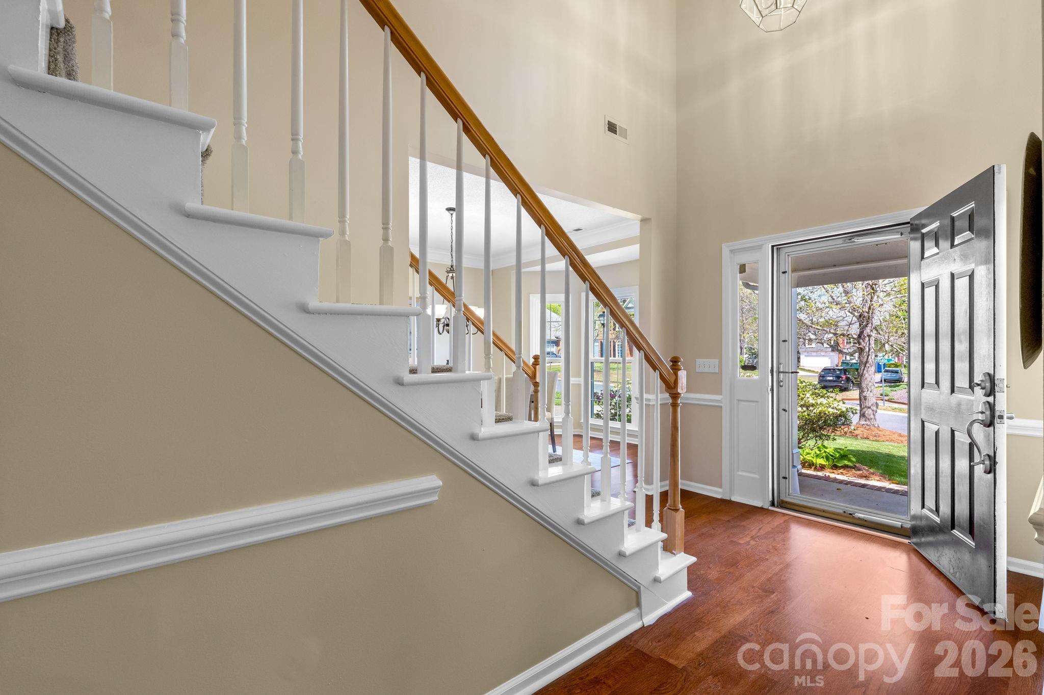 8501 Tonawanda Drive — Charlotte