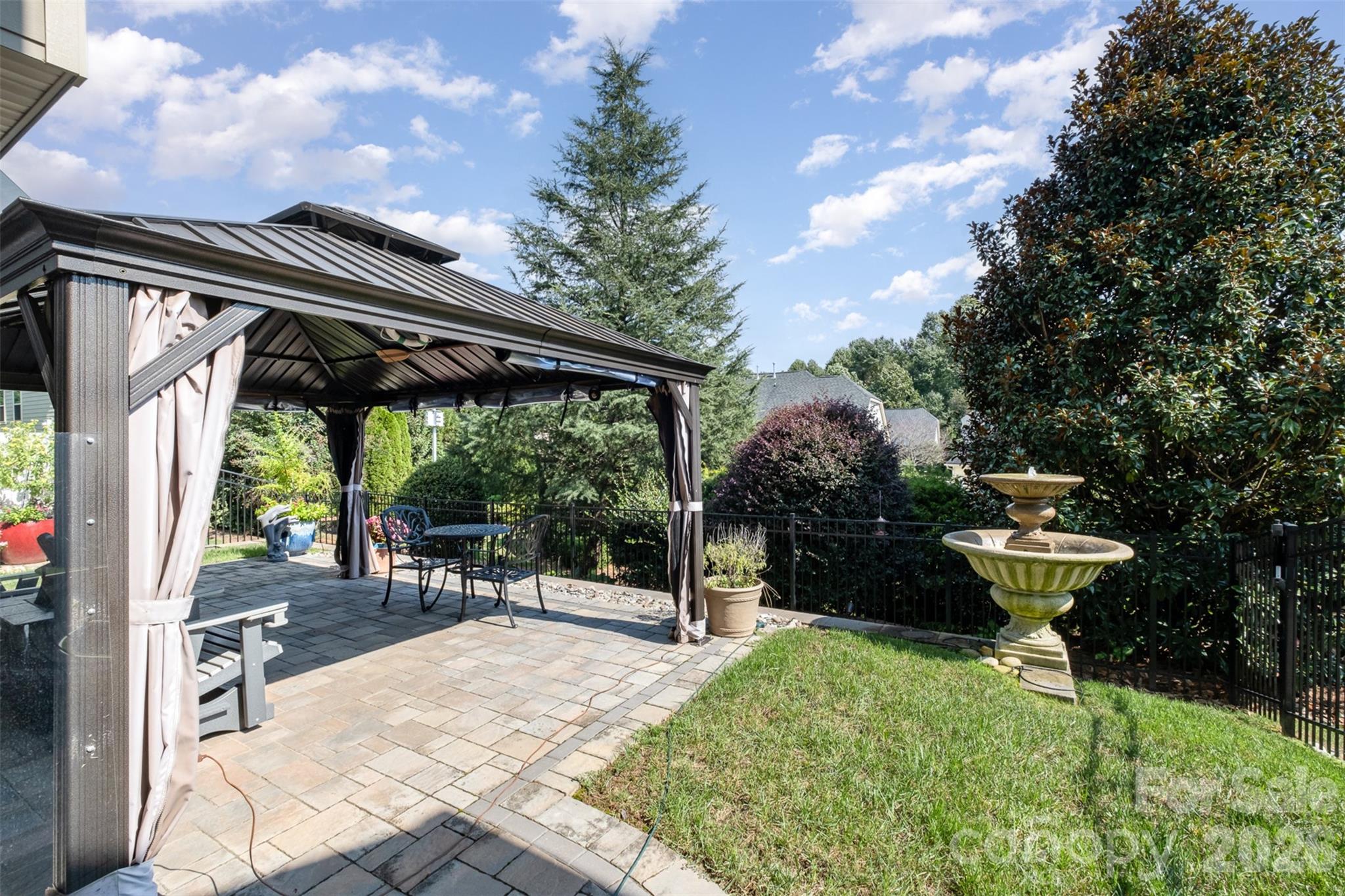 131 Aztec Circle — Mooresville