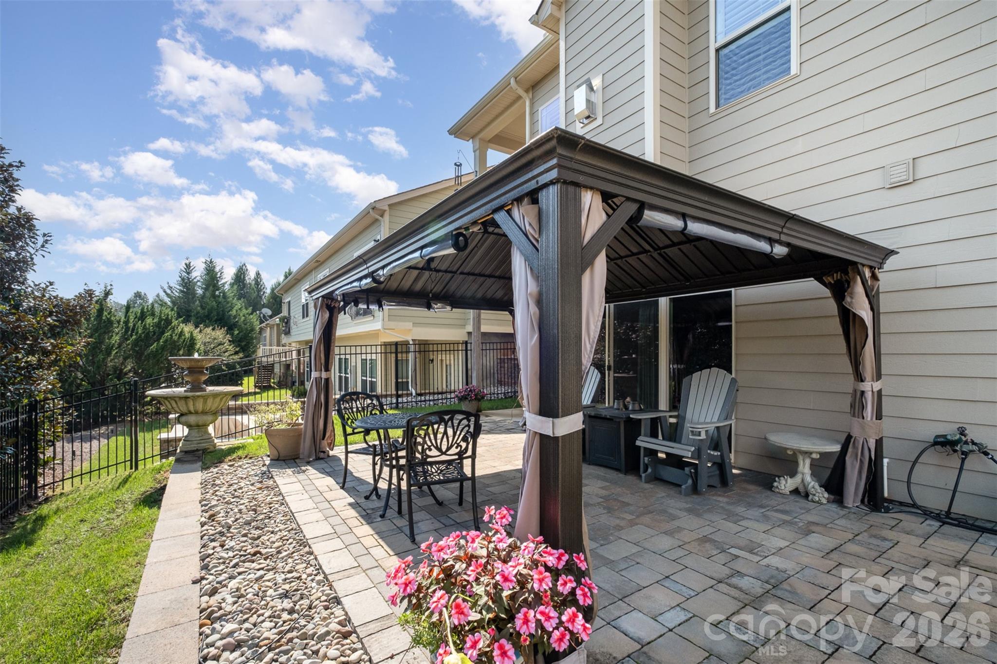 131 Aztec Circle — Mooresville