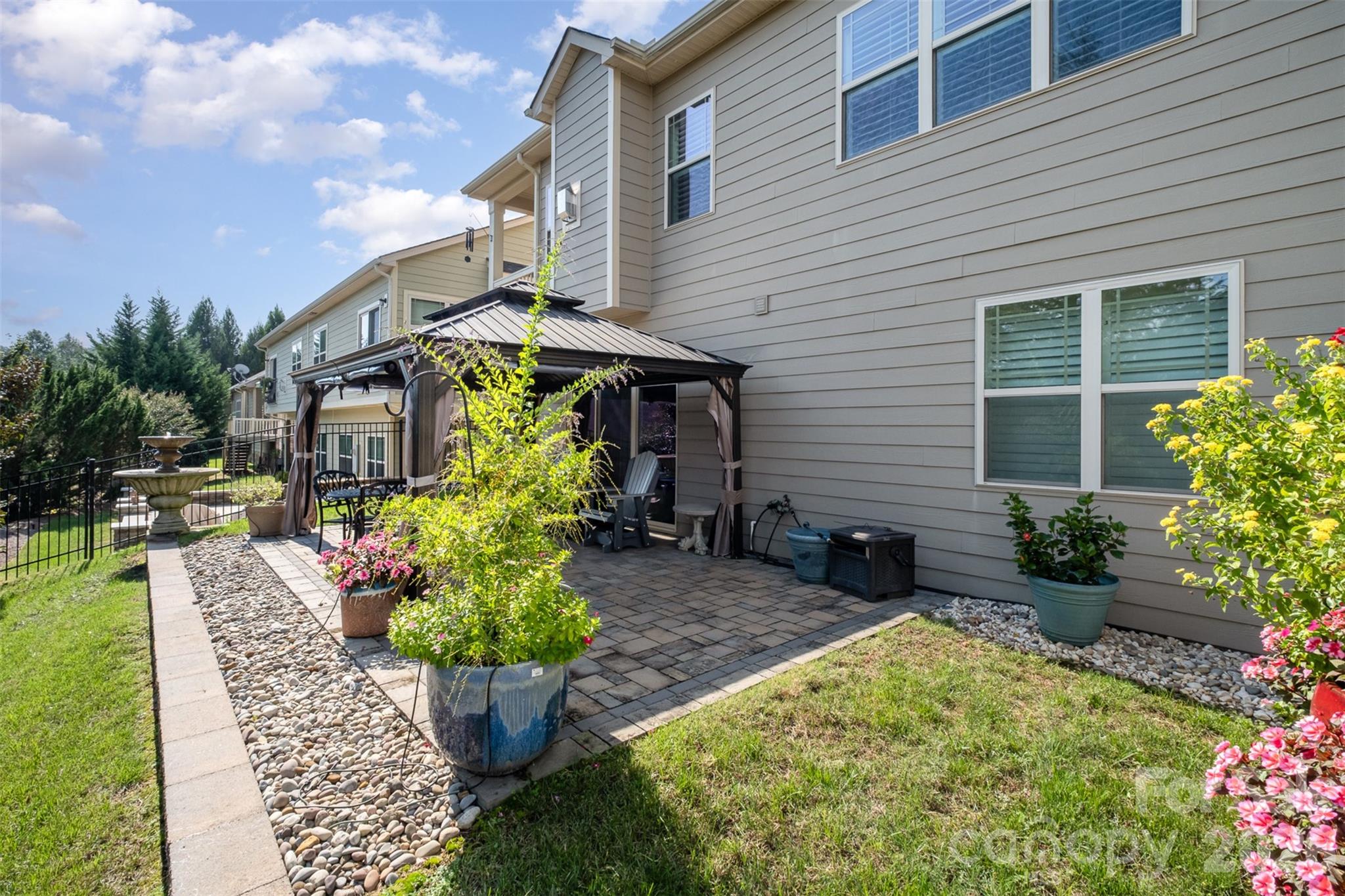 131 Aztec Circle — Mooresville