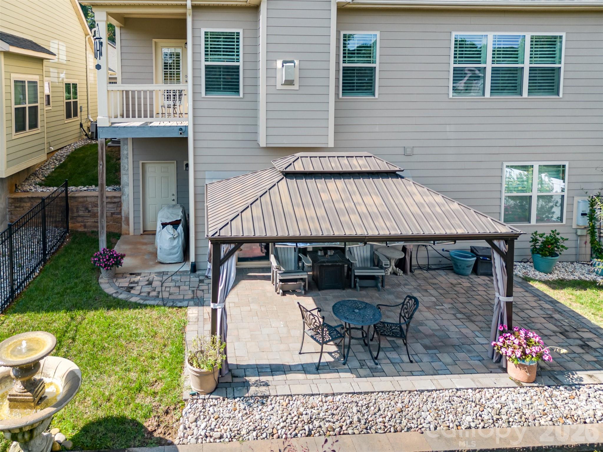 131 Aztec Circle — Mooresville