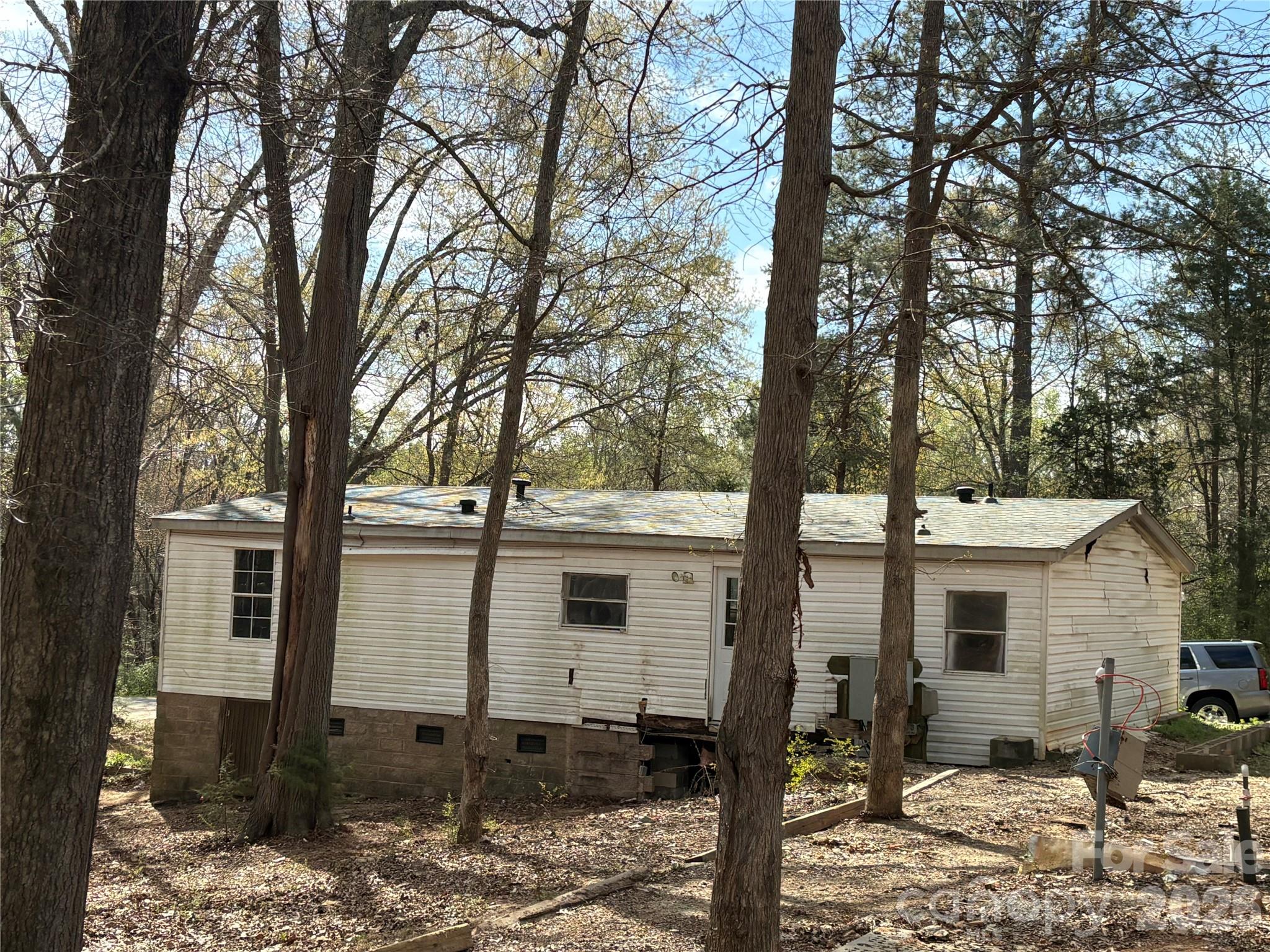 2137 Plumcrest Lane — Clover