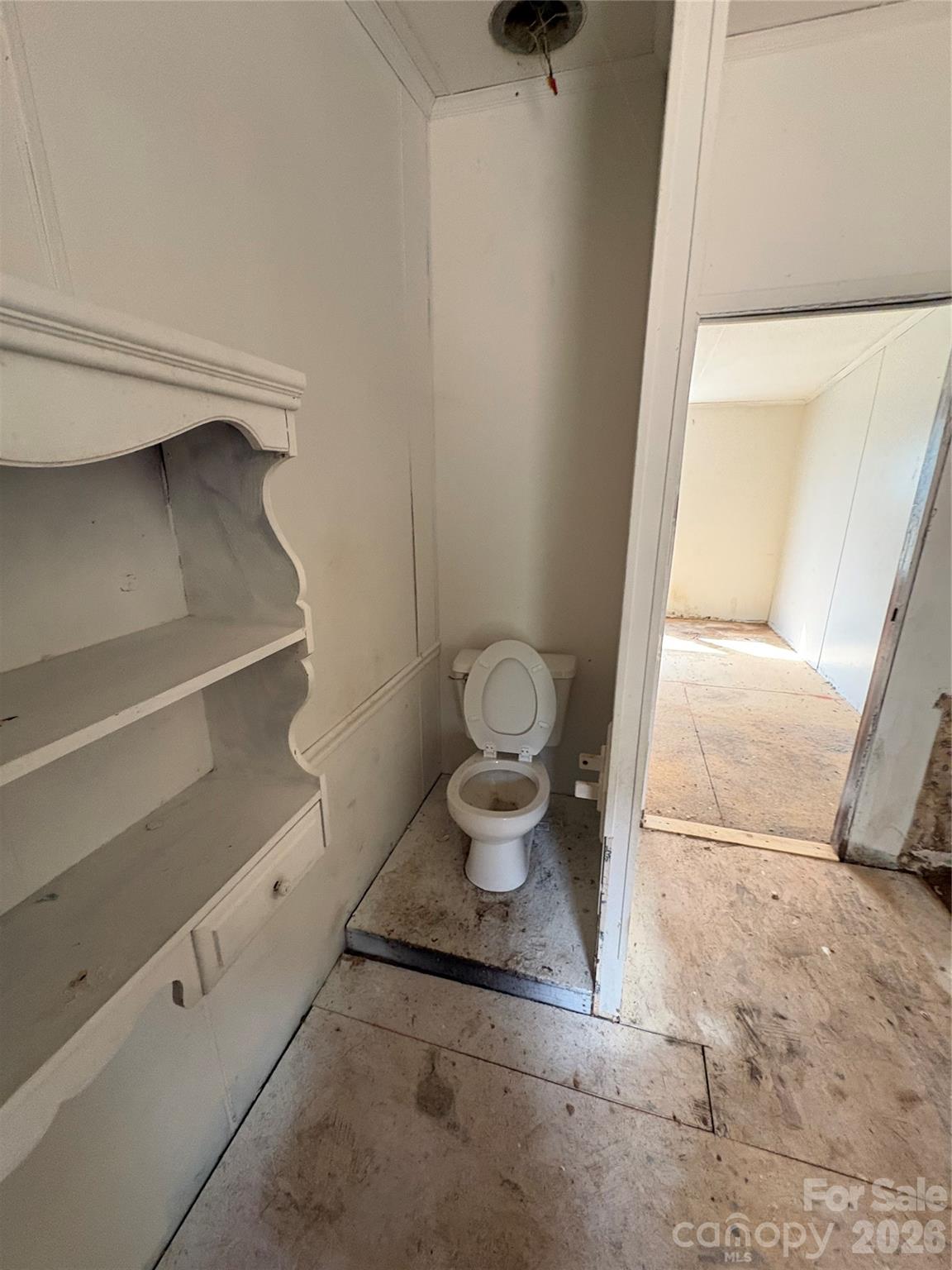 2137 Plumcrest Lane — Clover