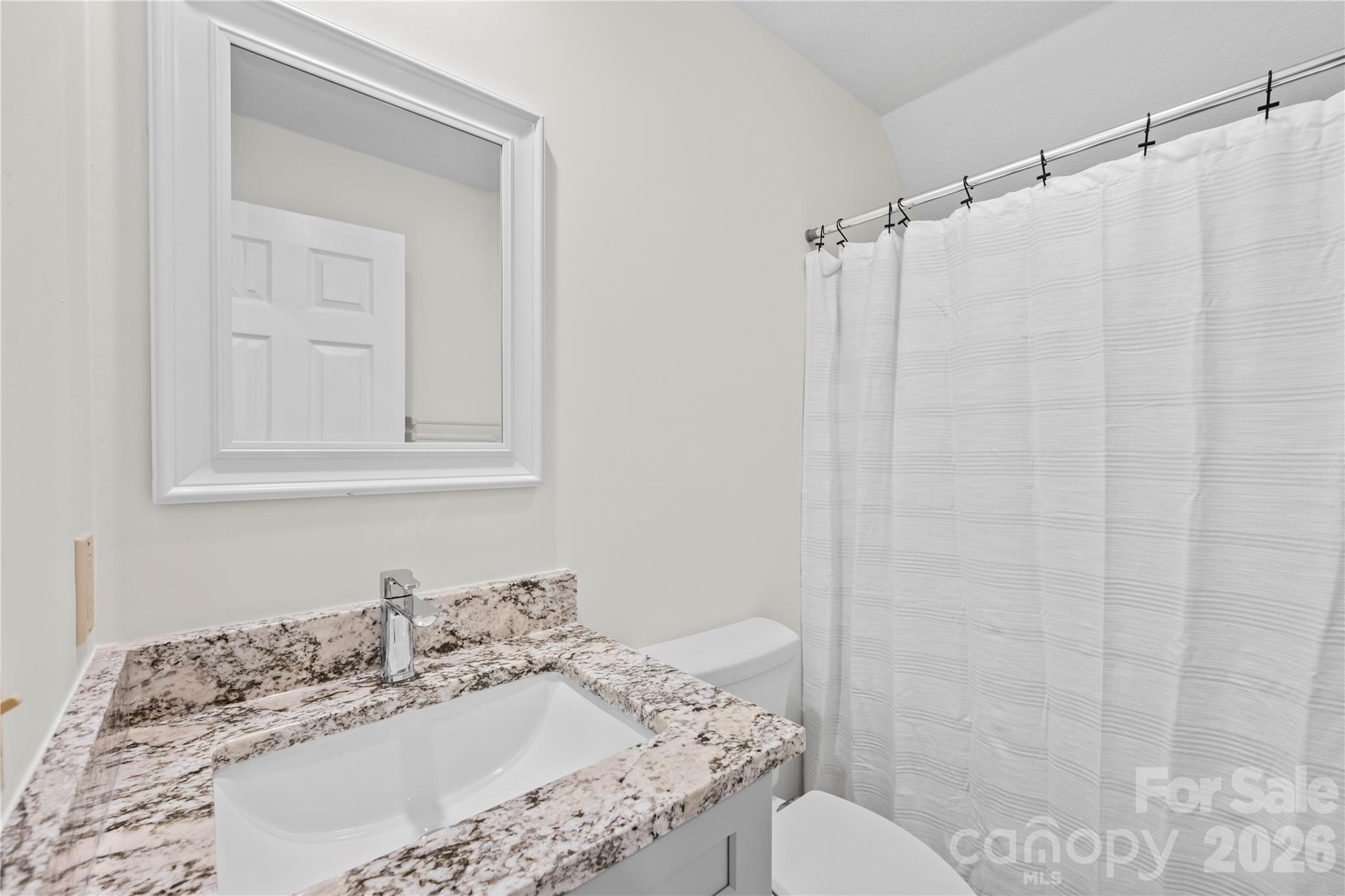 10 Orchard Place — Weaverville