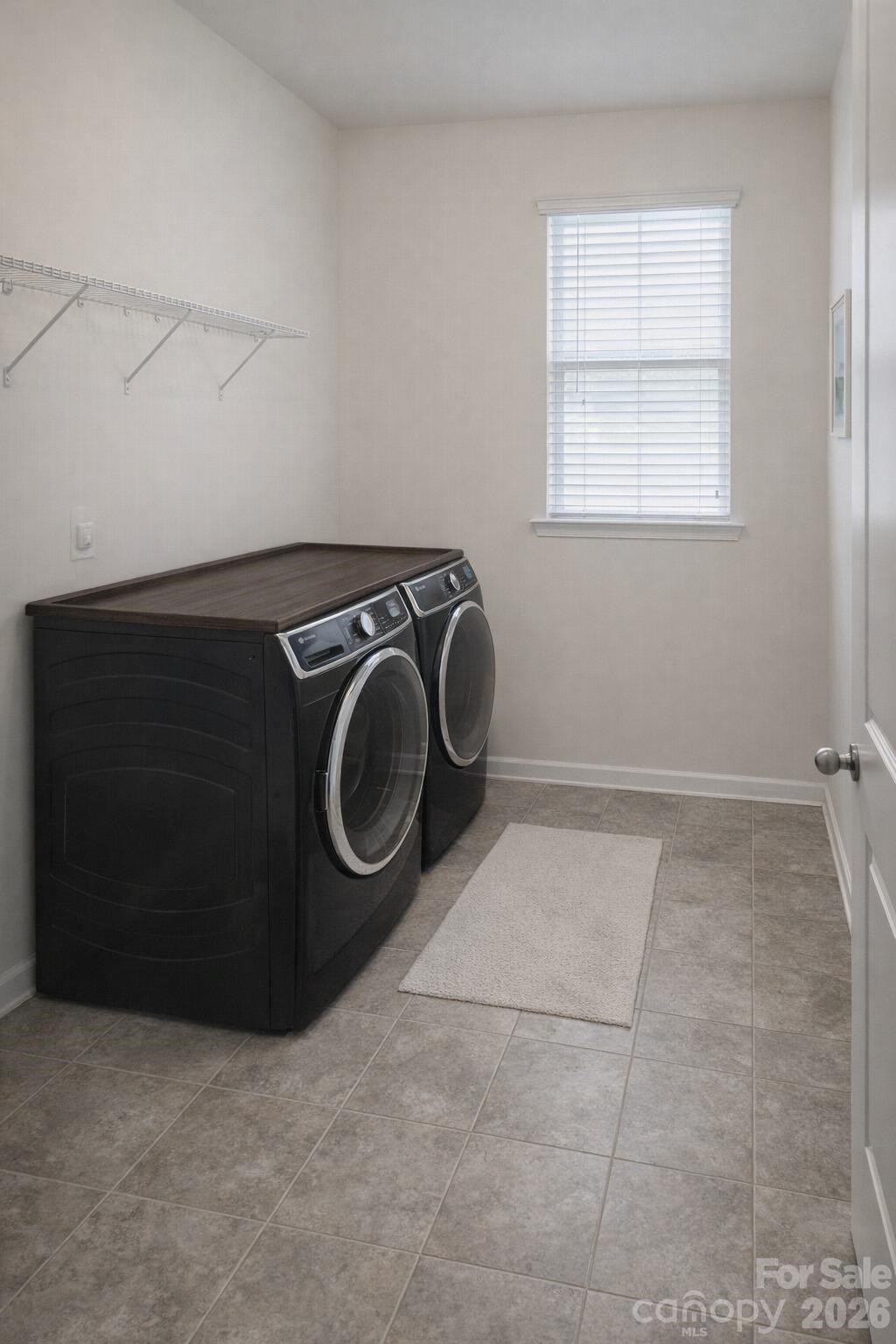 5347 Baker Lane — Clover