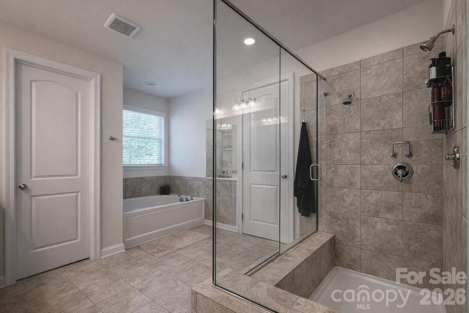 5347 Baker Lane — Clover