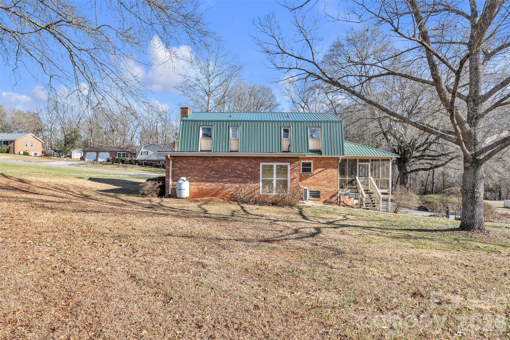 280 Forest Acres Lane — Taylorsville