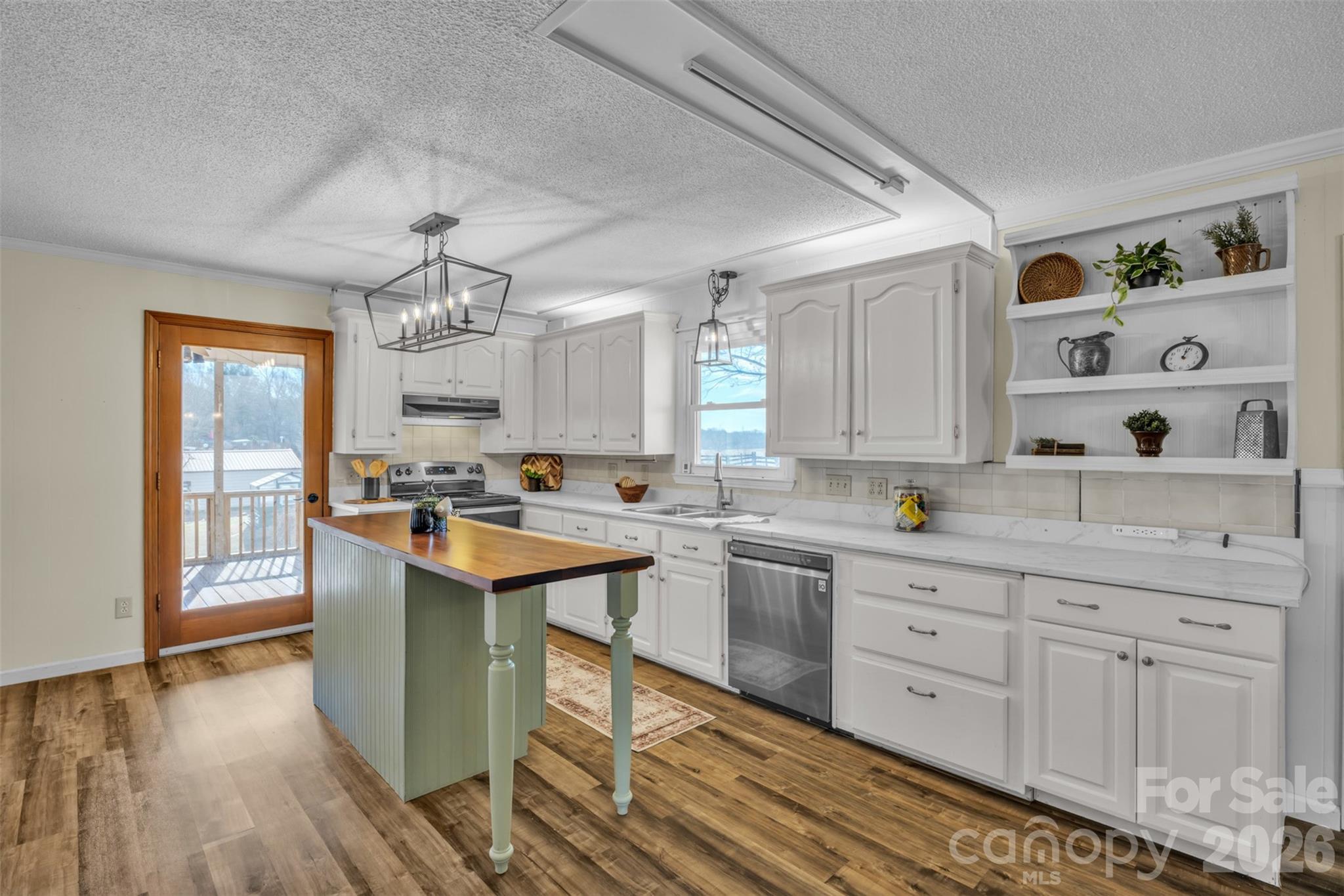 280 Forest Acres Lane — Taylorsville