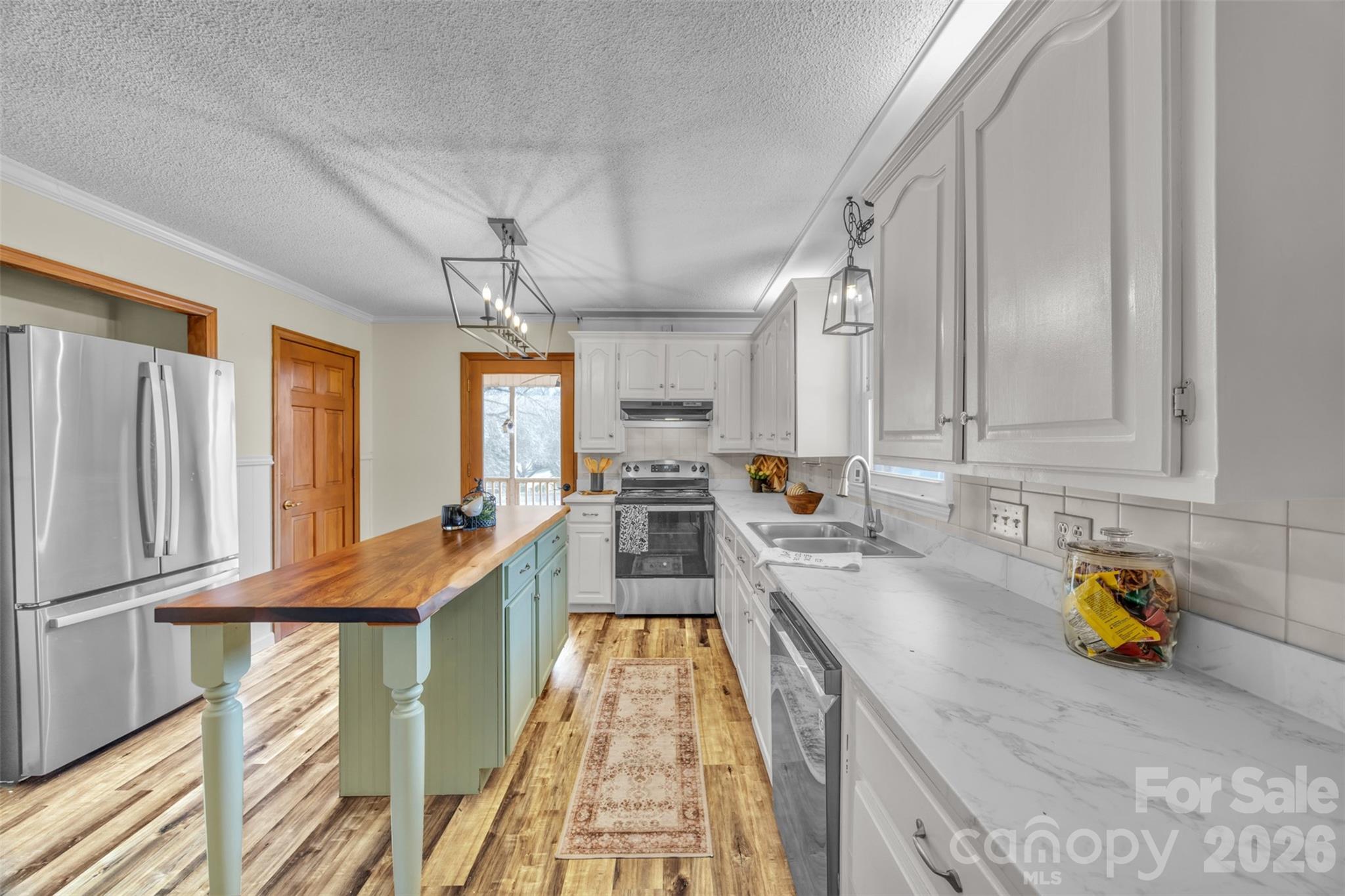 280 Forest Acres Lane — Taylorsville