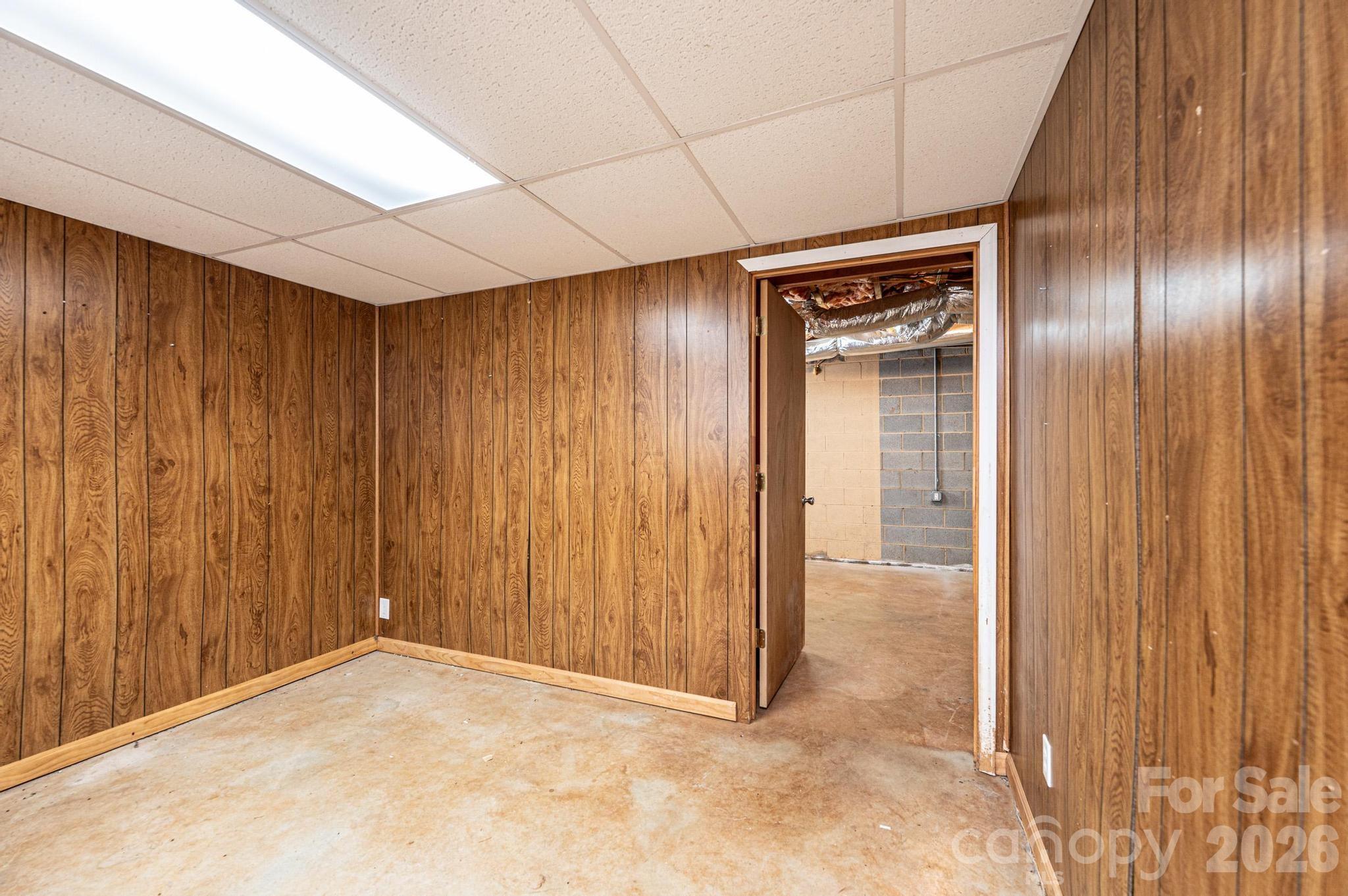 2681 Tumbleweed Drive — Lenoir