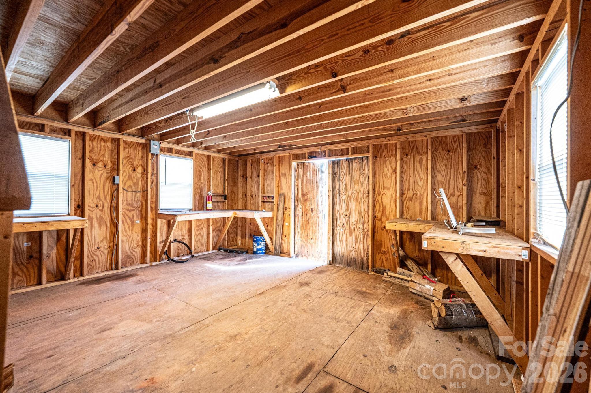 2681 Tumbleweed Drive — Lenoir