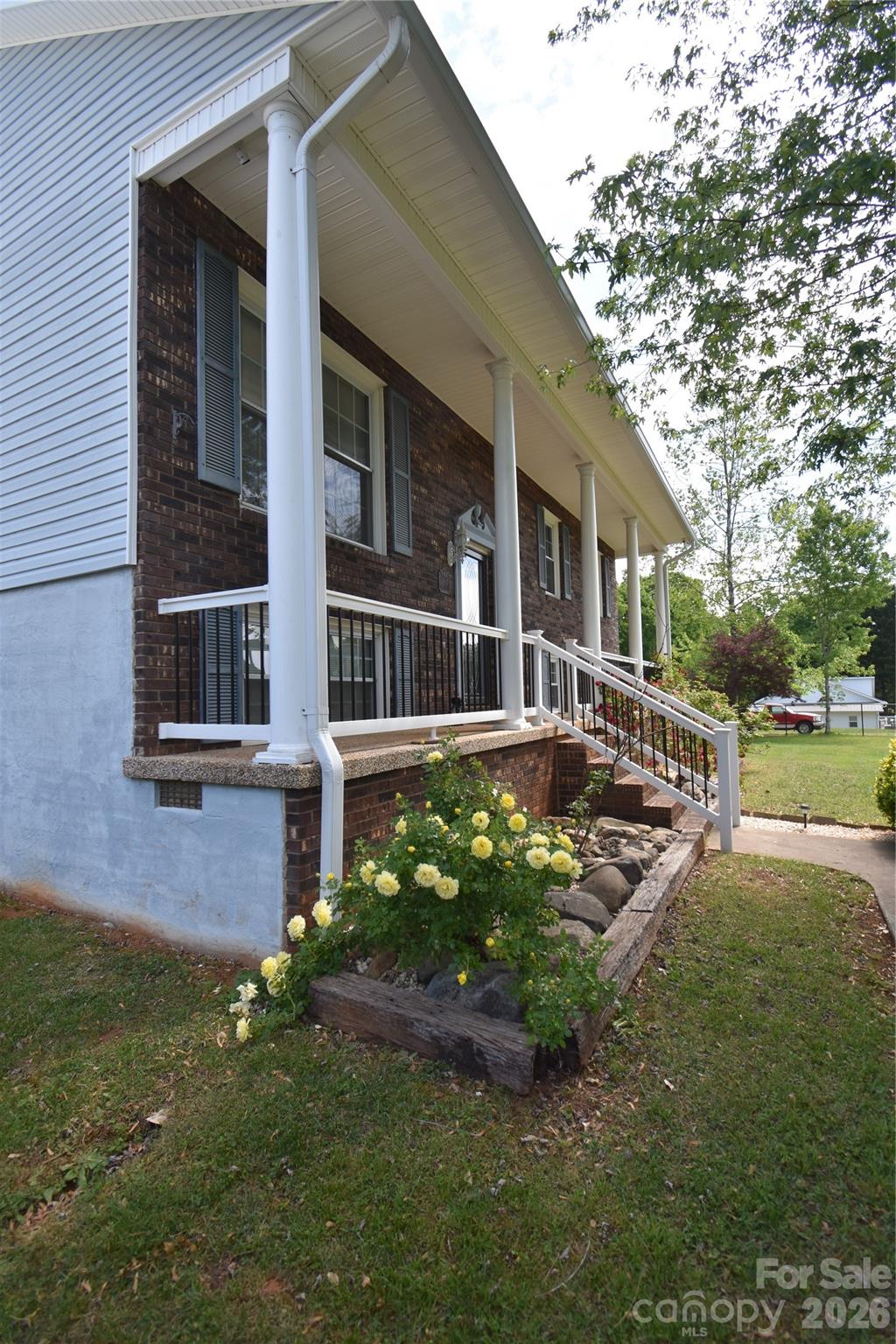 2681 Tumbleweed Drive — Lenoir