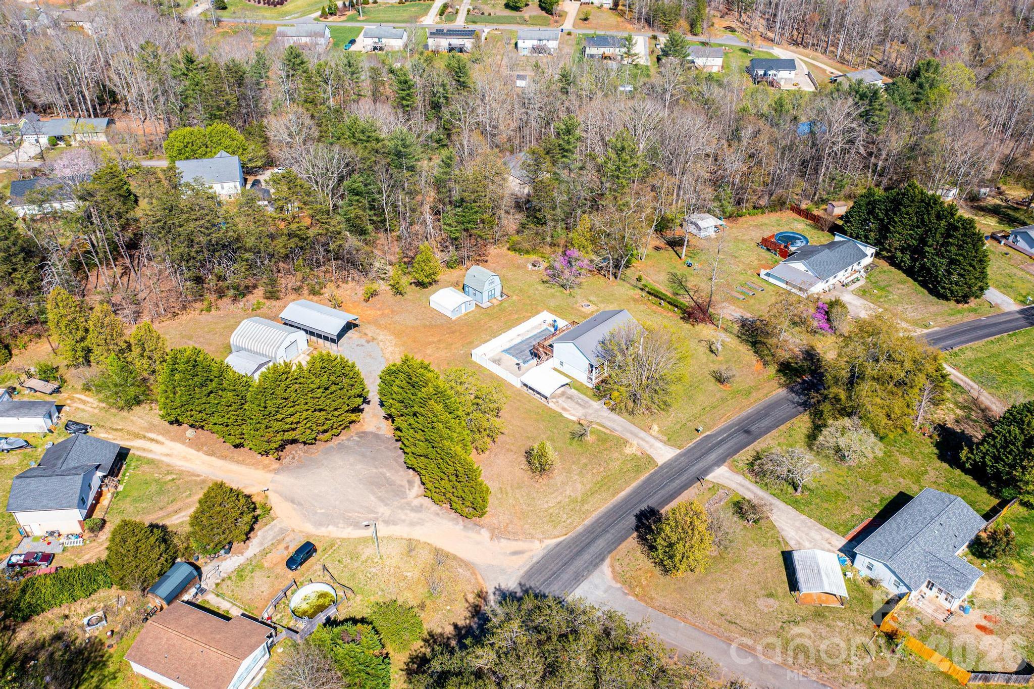 2681 Tumbleweed Drive — Lenoir
