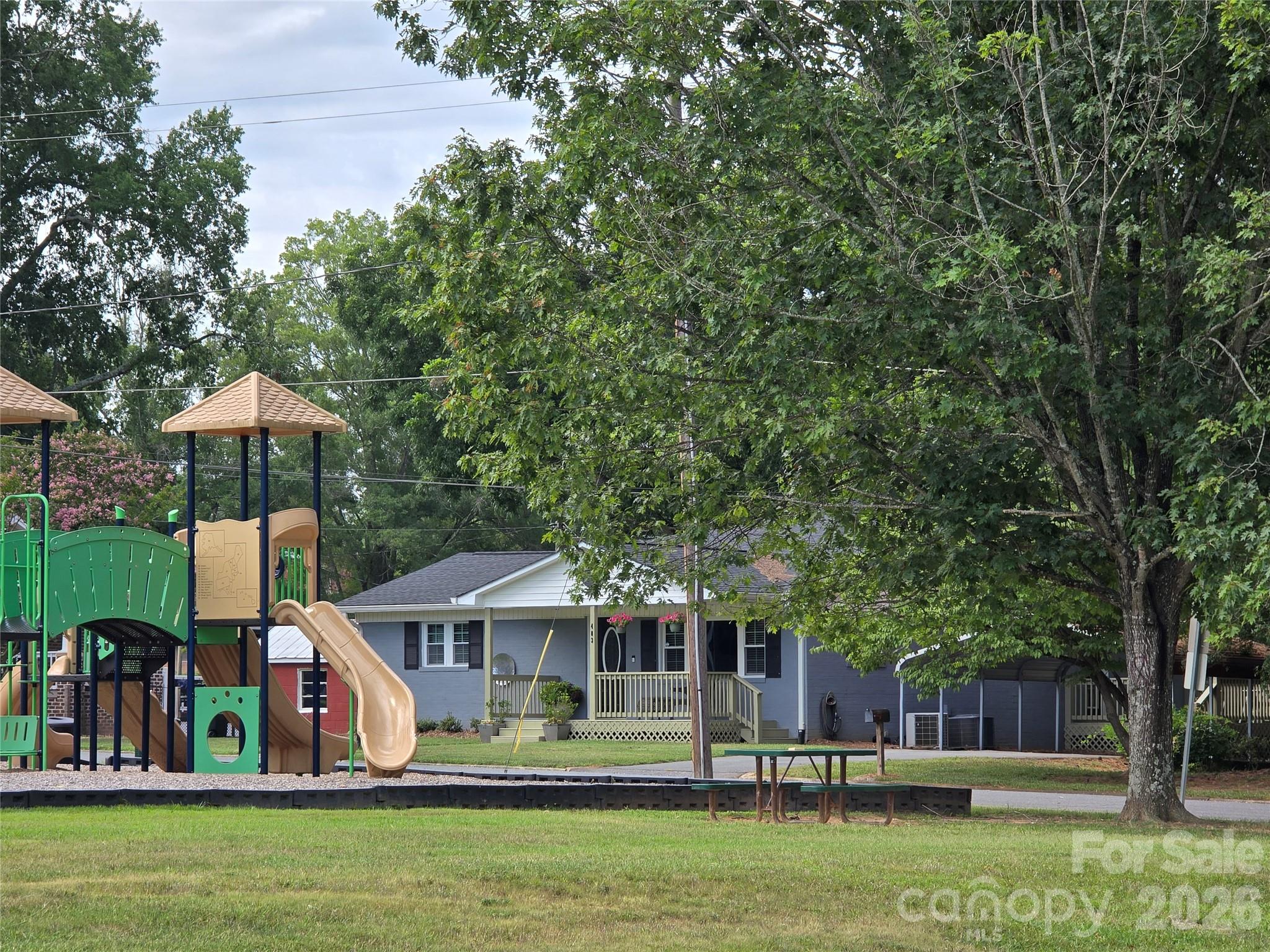 403 Stevens Street — China Grove