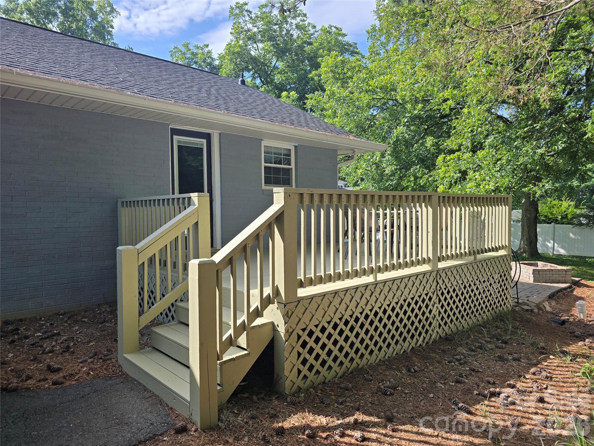 403 Stevens Street — China Grove