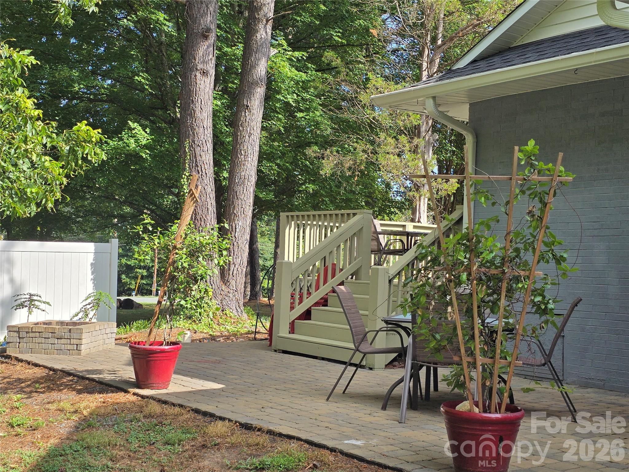 403 Stevens Street — China Grove