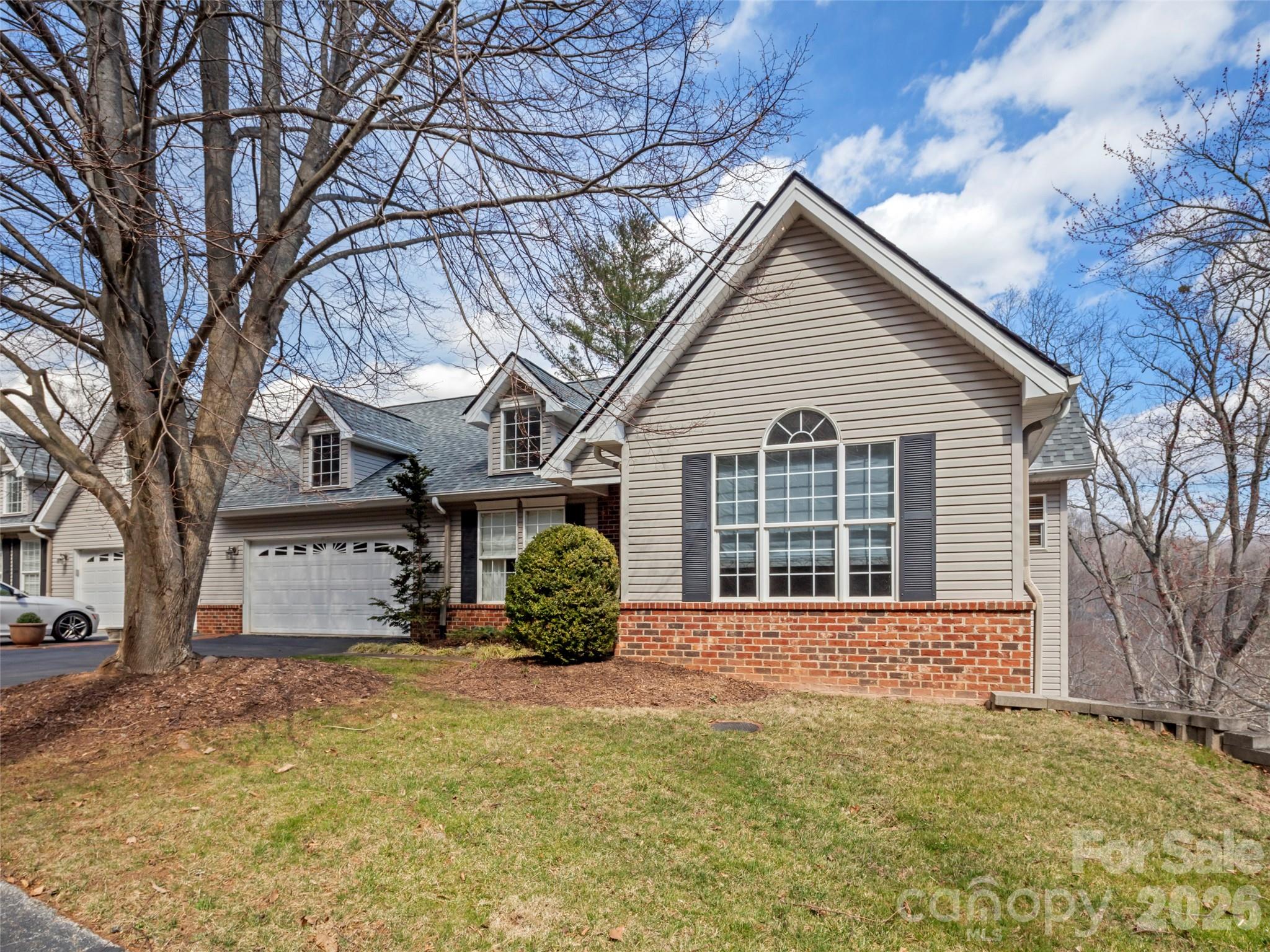 109 Poppy Lane — Asheville