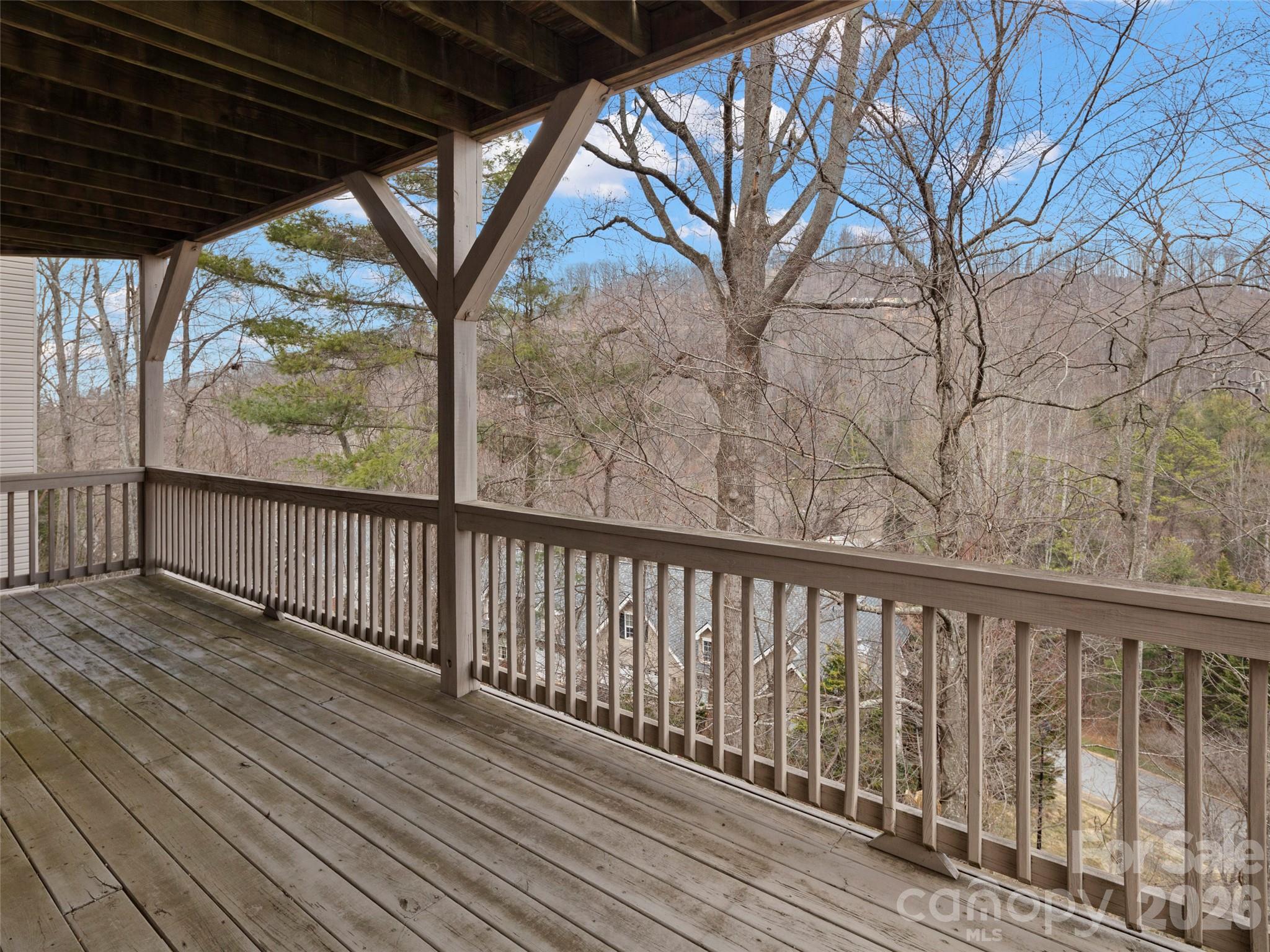 109 Poppy Lane — Asheville