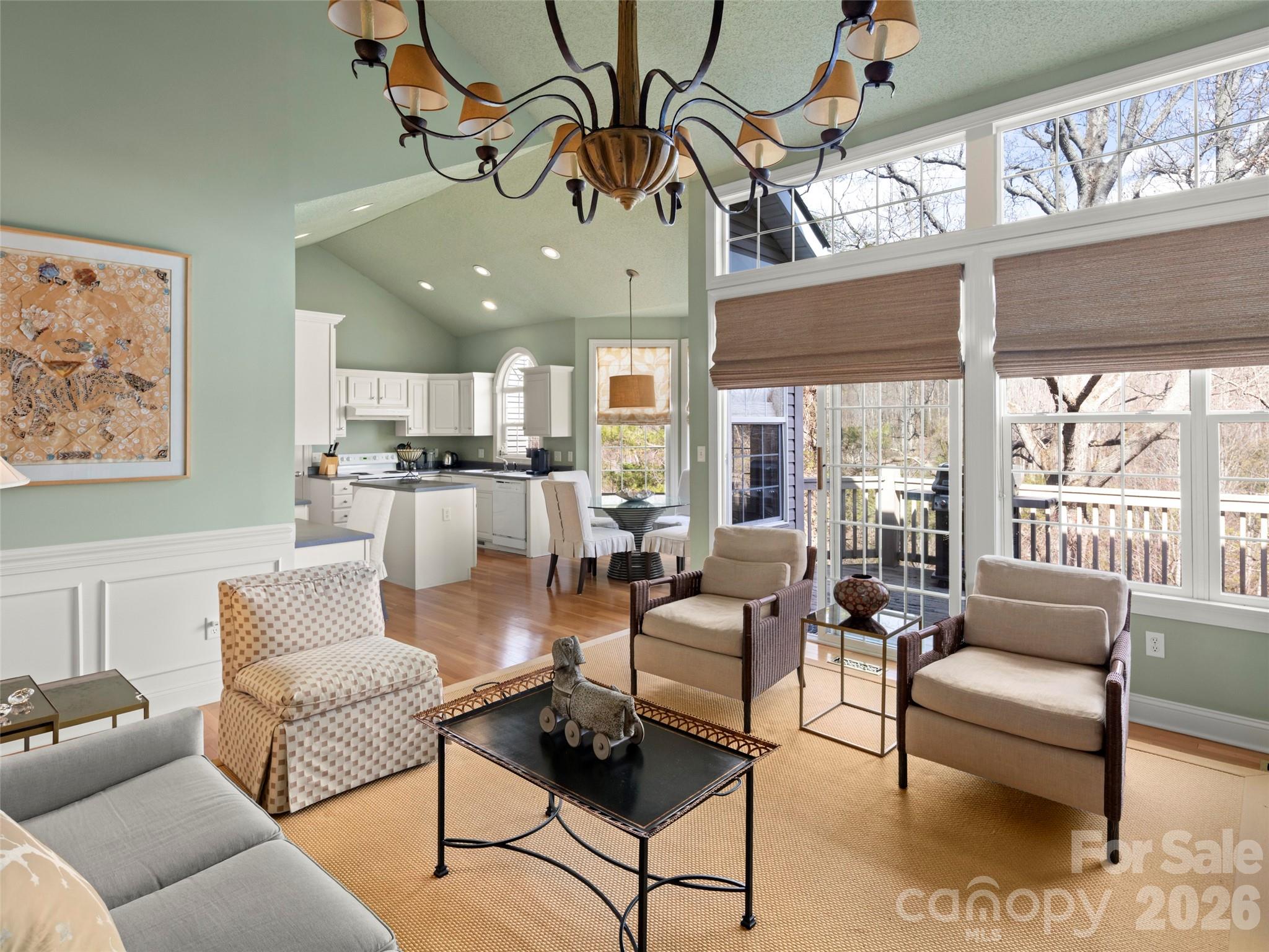 109 Poppy Lane — Asheville